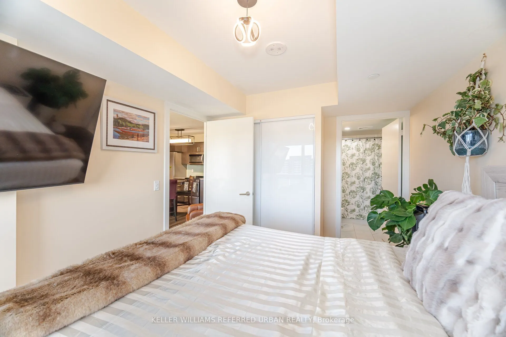 10 Wilby Crescent, #1807