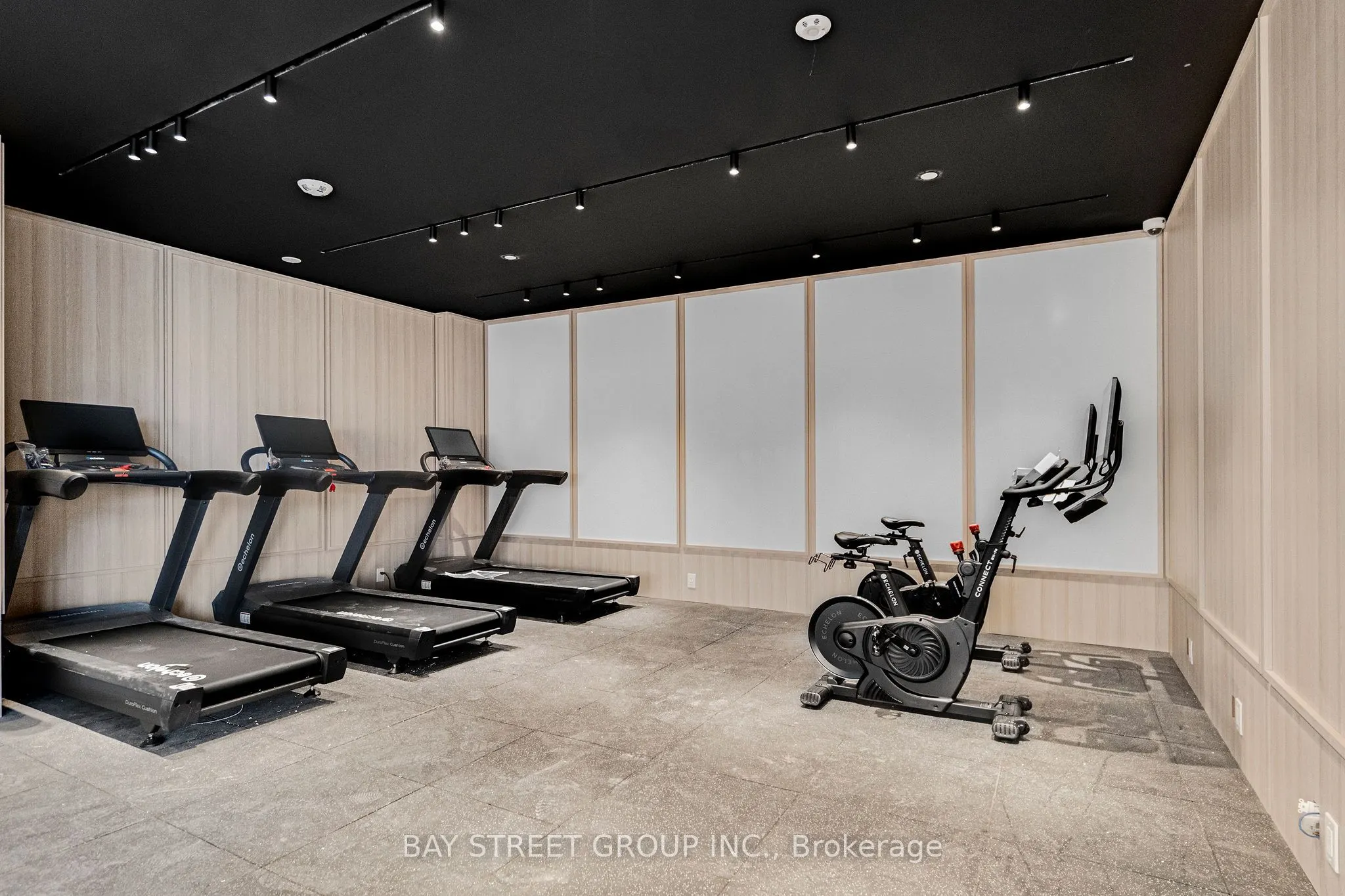 3079 Trafalgar Road, #1505