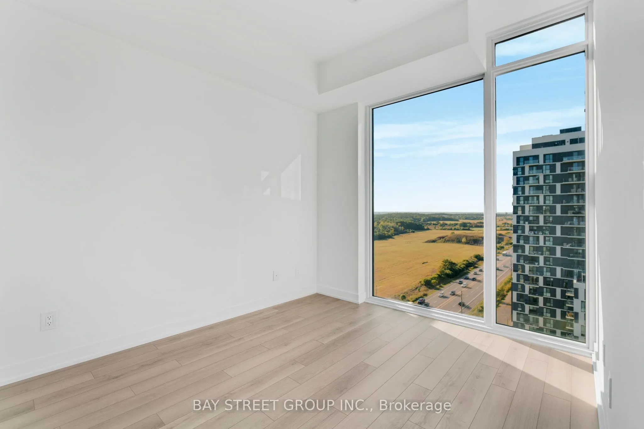3079 Trafalgar Road, #1505