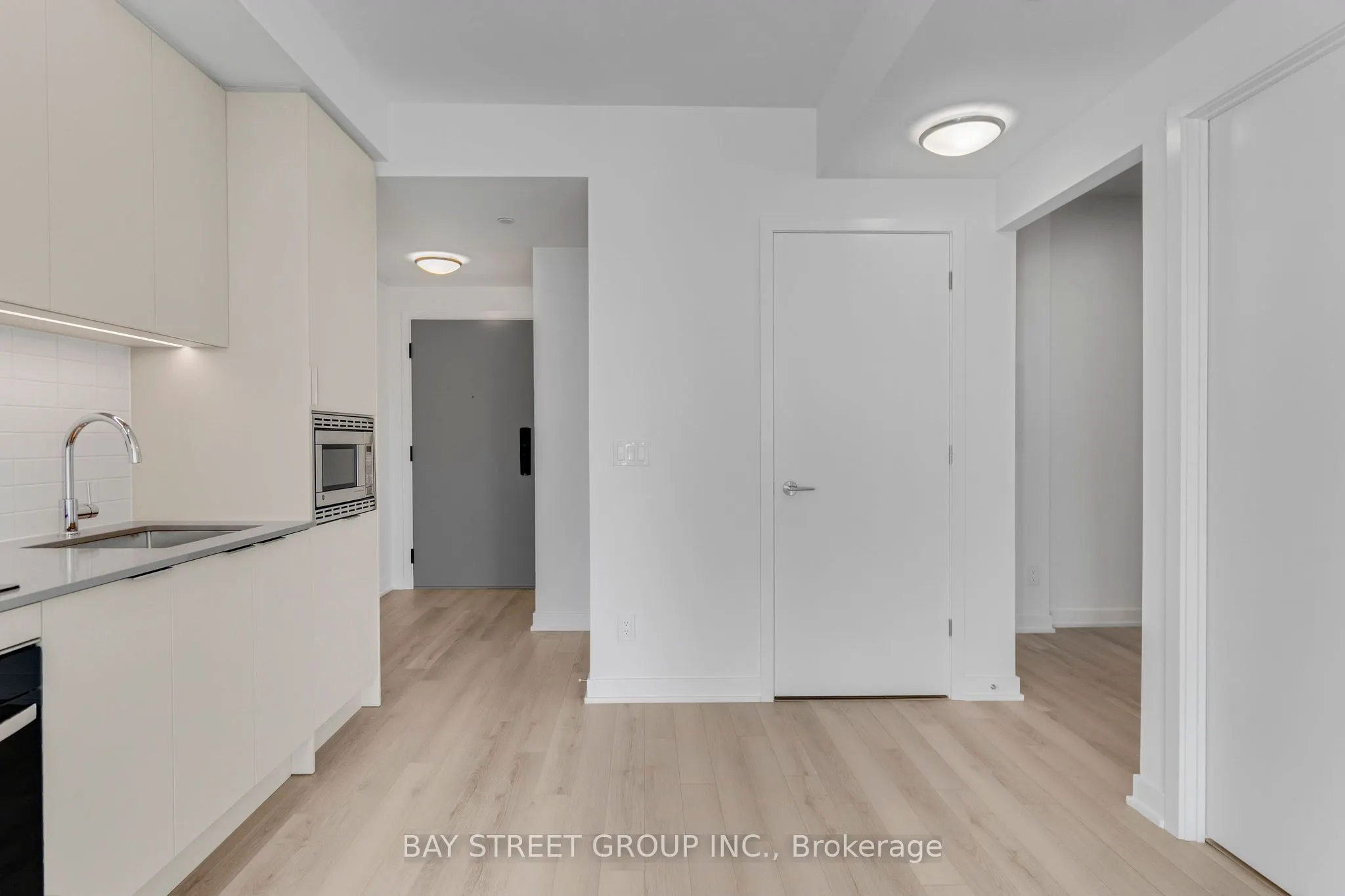 3079 Trafalgar Road, #1505