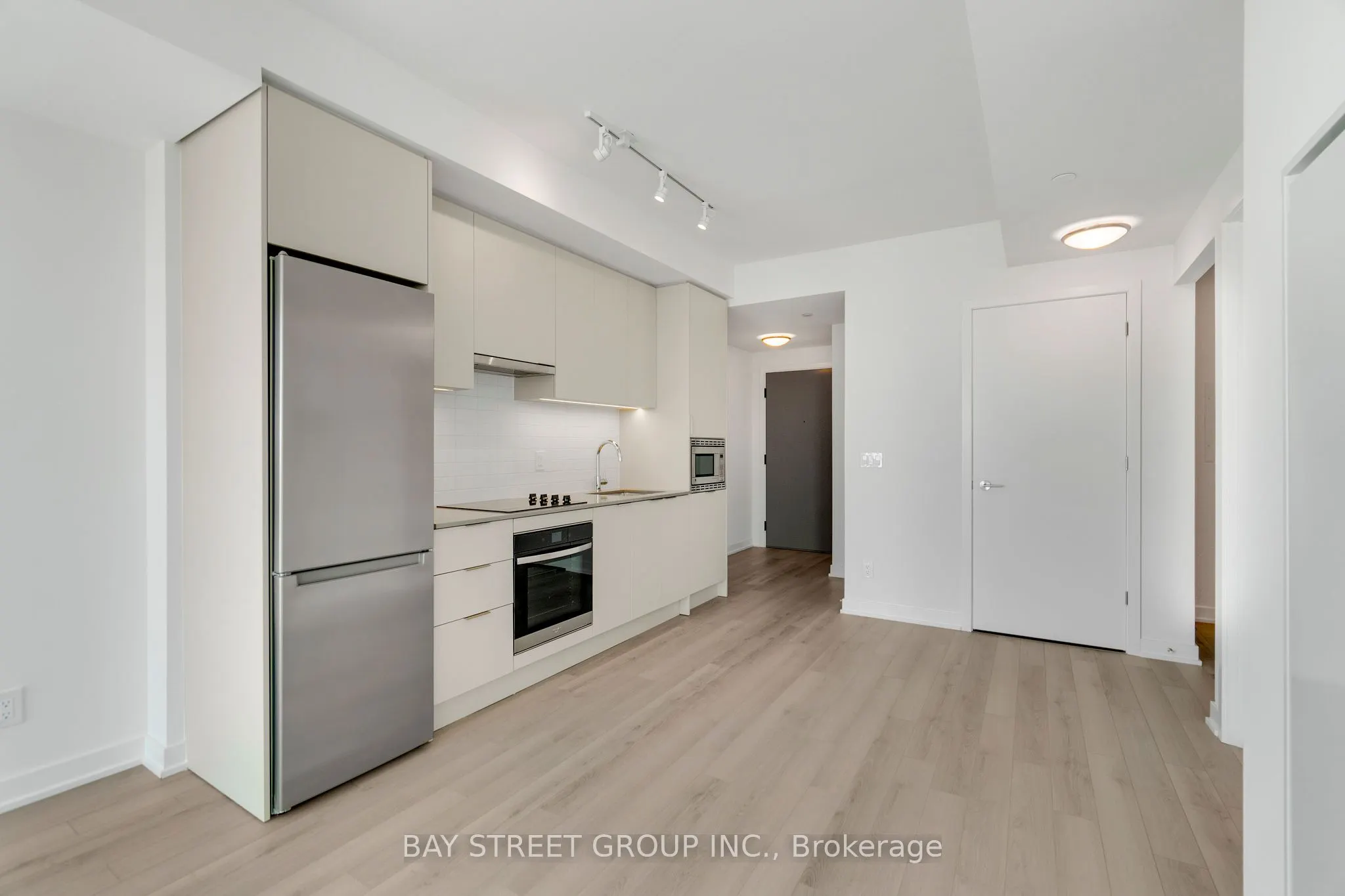 3079 Trafalgar Road, #1505