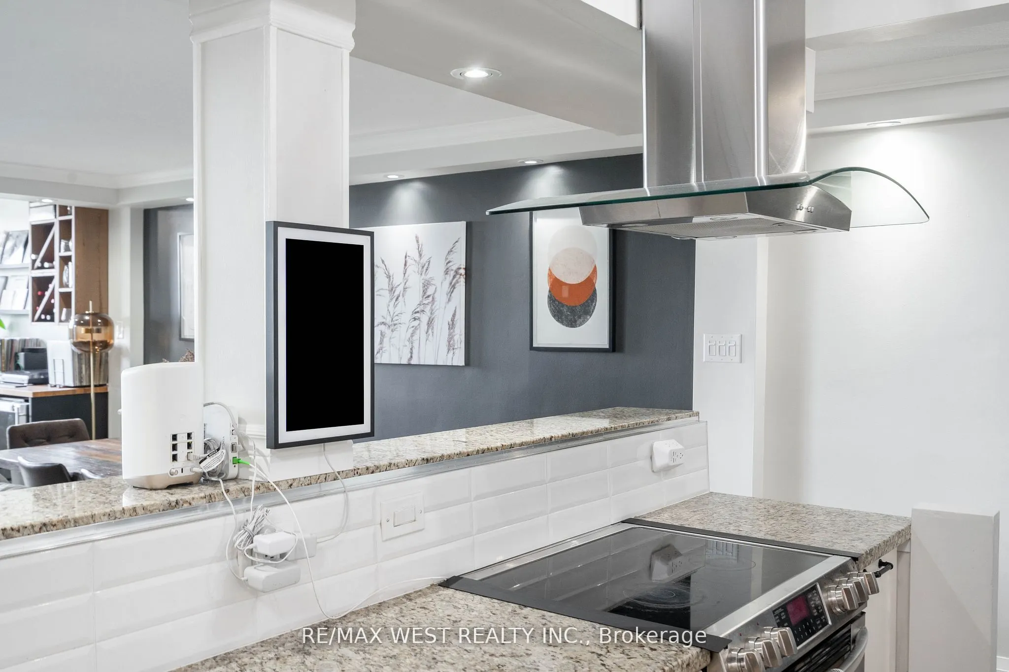 61 Richview Road, #1603