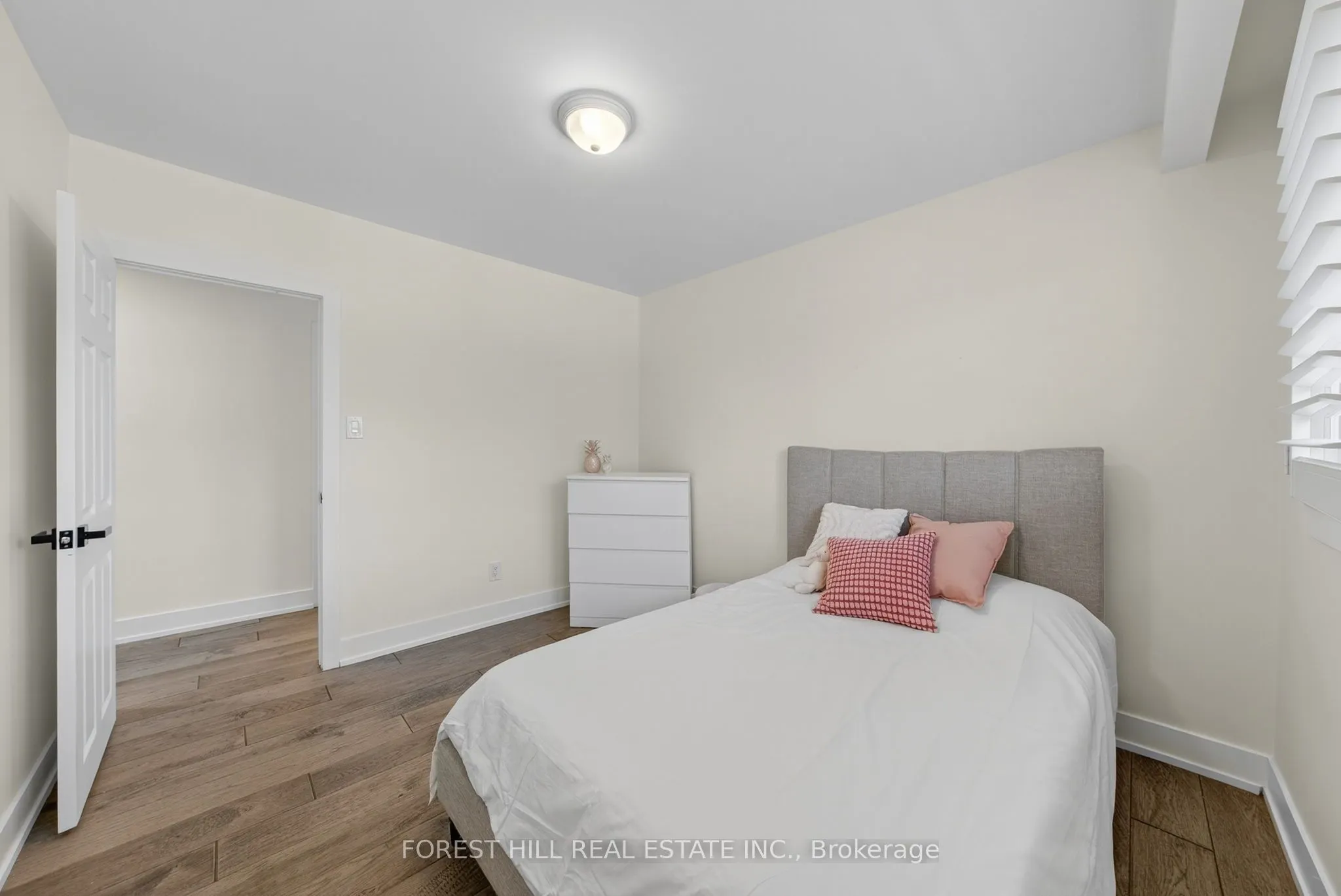 37 Cherry Post Crescent