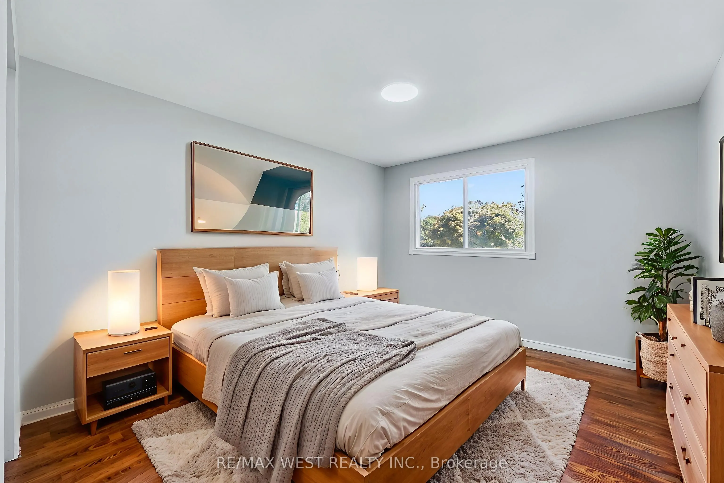 15 Lawrence Avenue