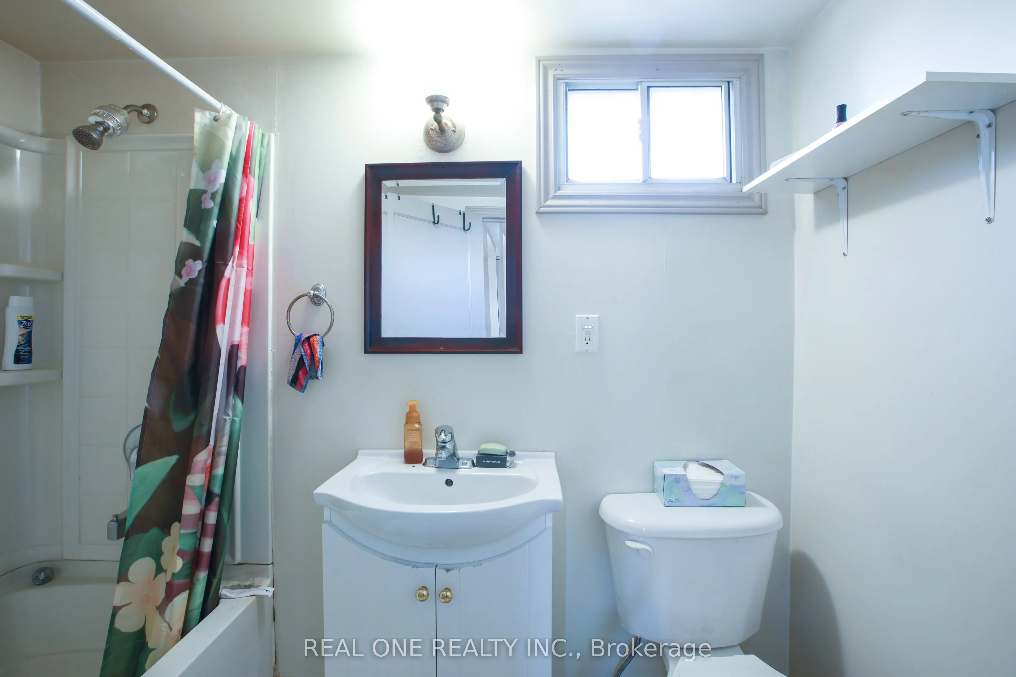 239 Main Street N, #Unit 5