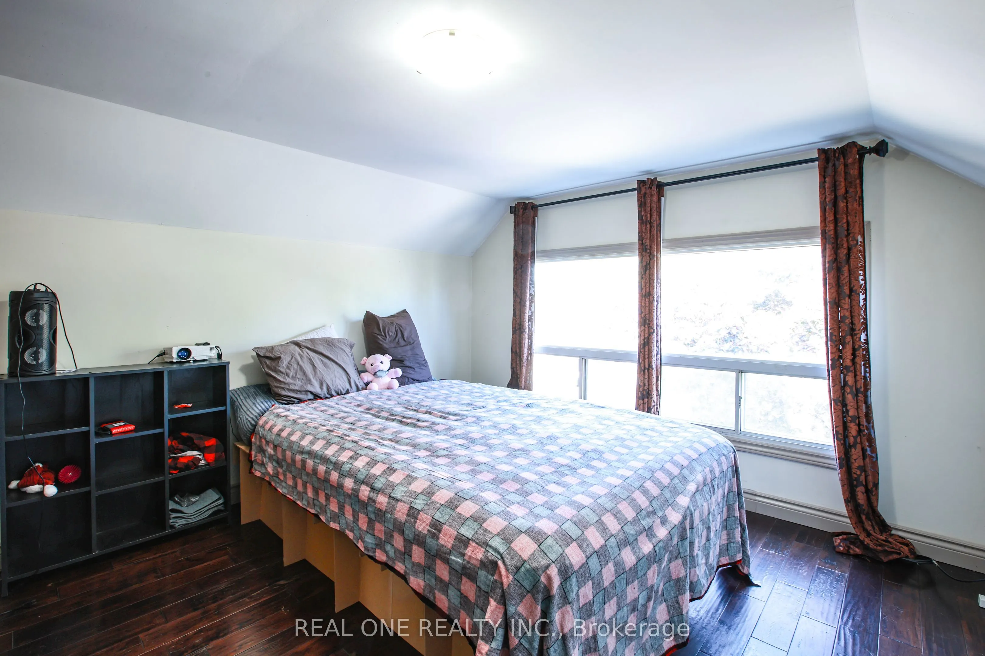 239 Main Street N, #Unit 5