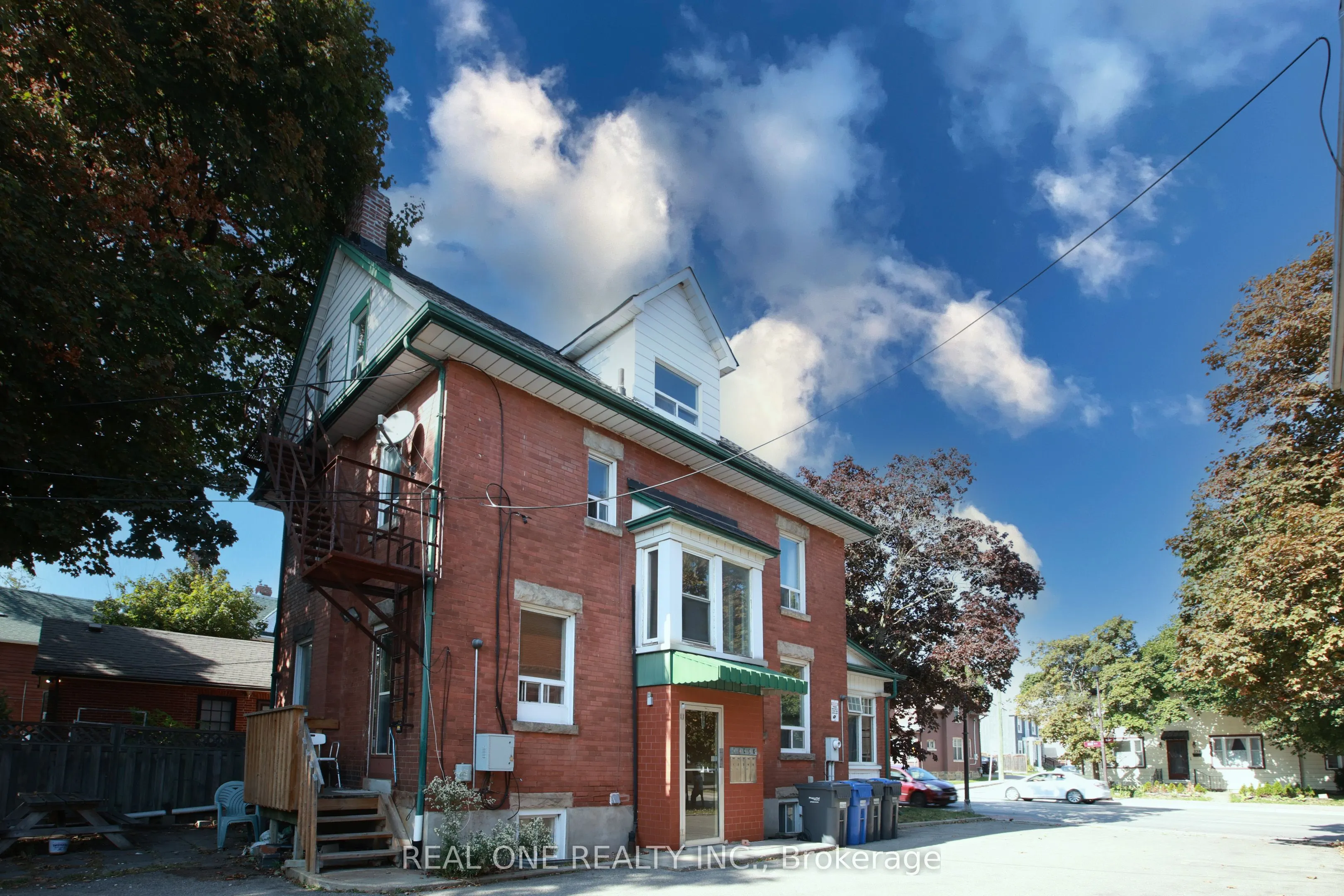239 Main Street N, #Unit 5