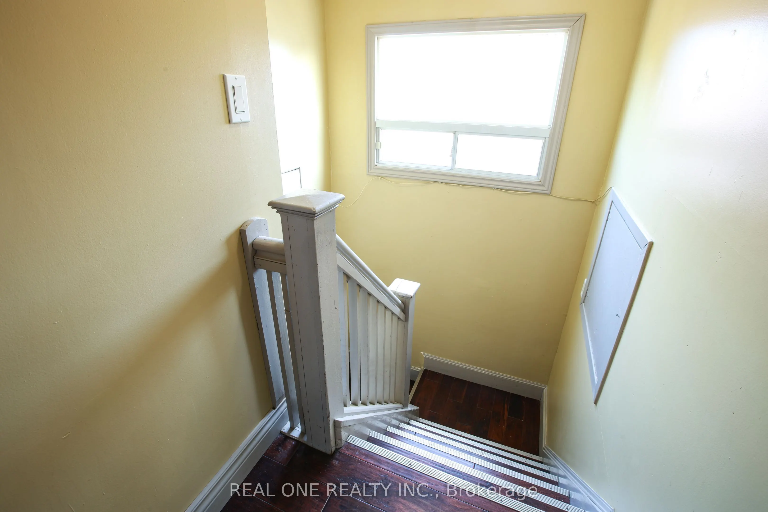 239 Main Street N, #Unit 5