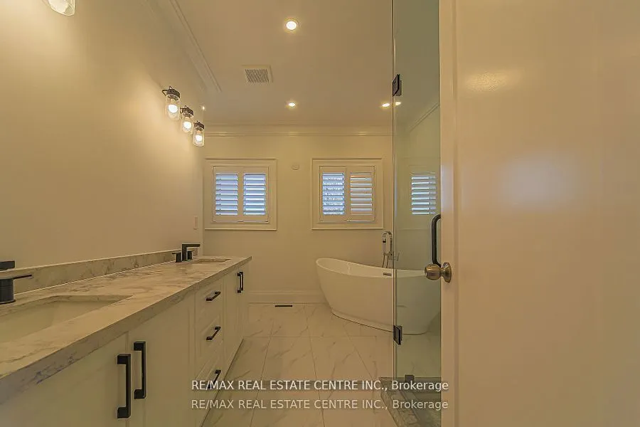 1 Hawthorn Crescent