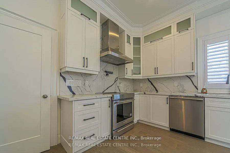 1 Hawthorn Crescent