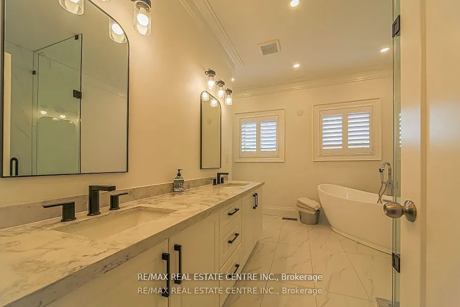 1 Hawthorn Crescent