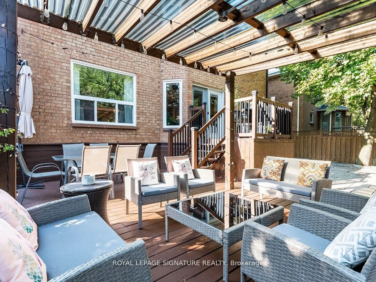 1206 Glenashton Drive