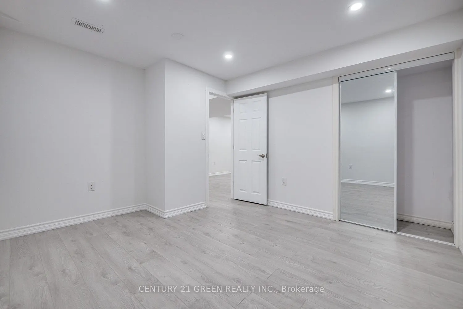 255 Fasken Court