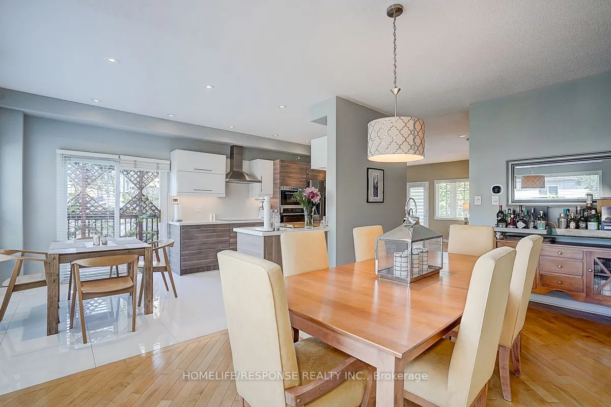 5496 LONGFORD Drive