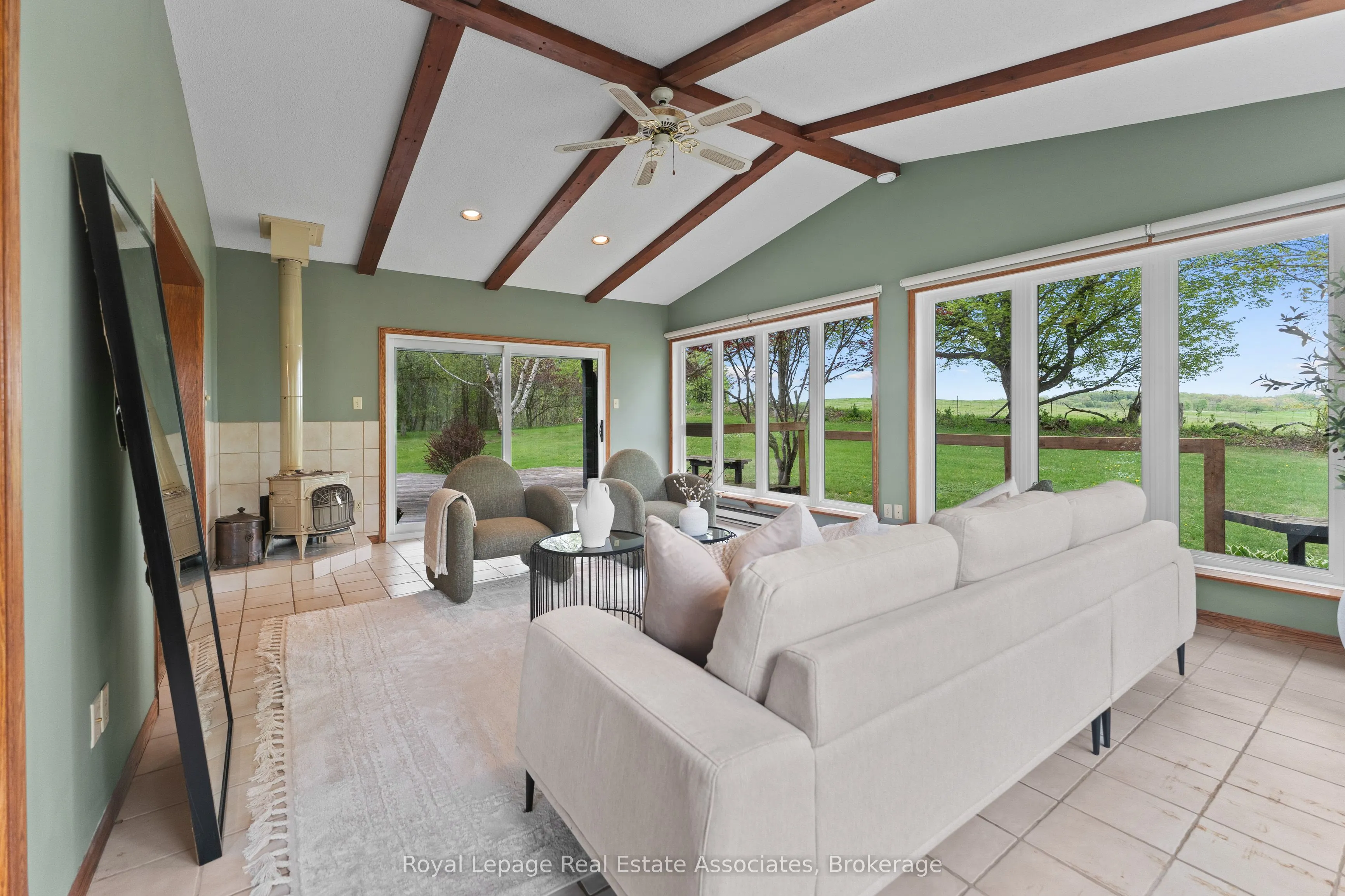 15633 Kennedy Road