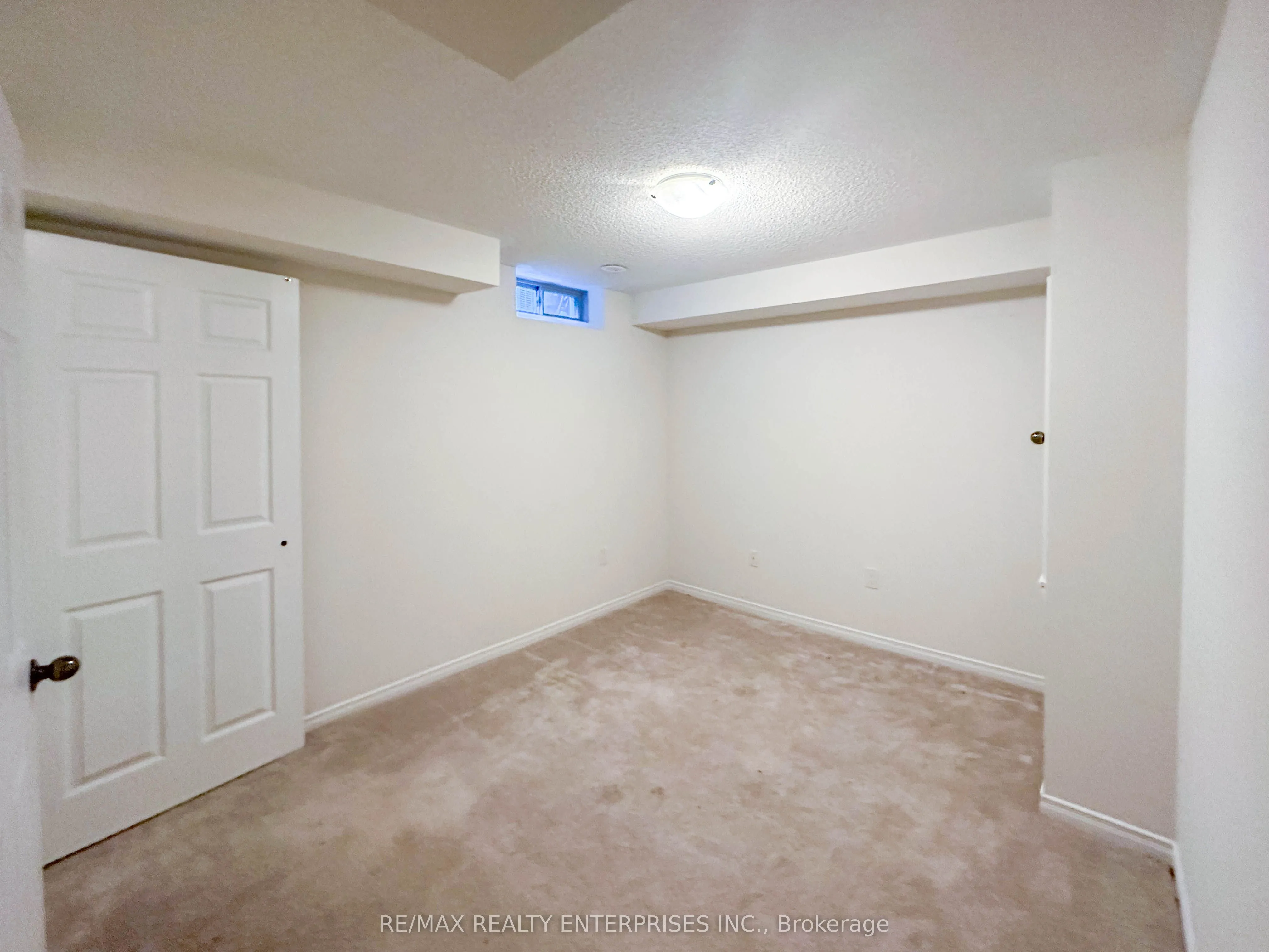 409 Ladycroft Terrace, #27