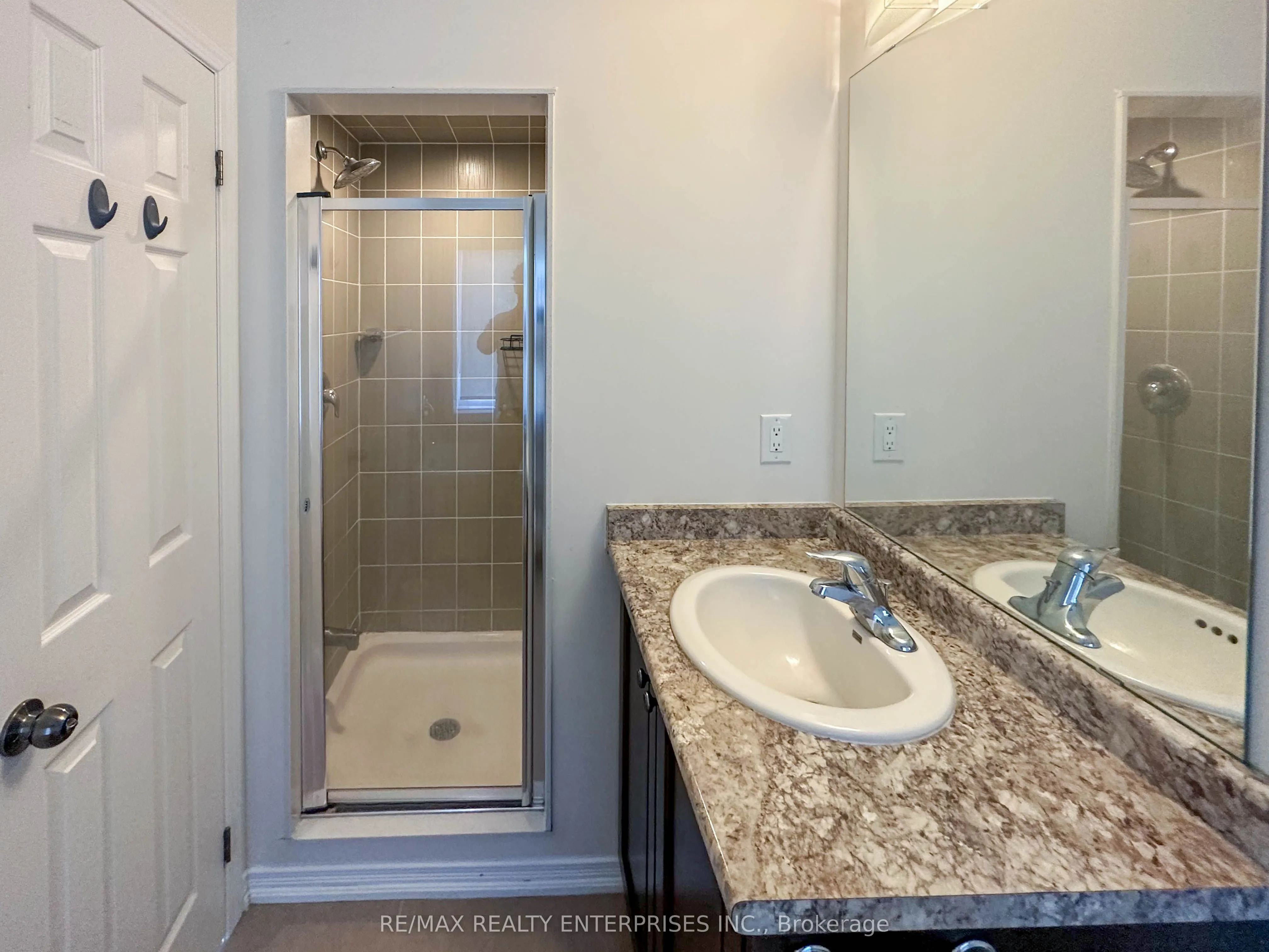 409 Ladycroft Terrace, #27