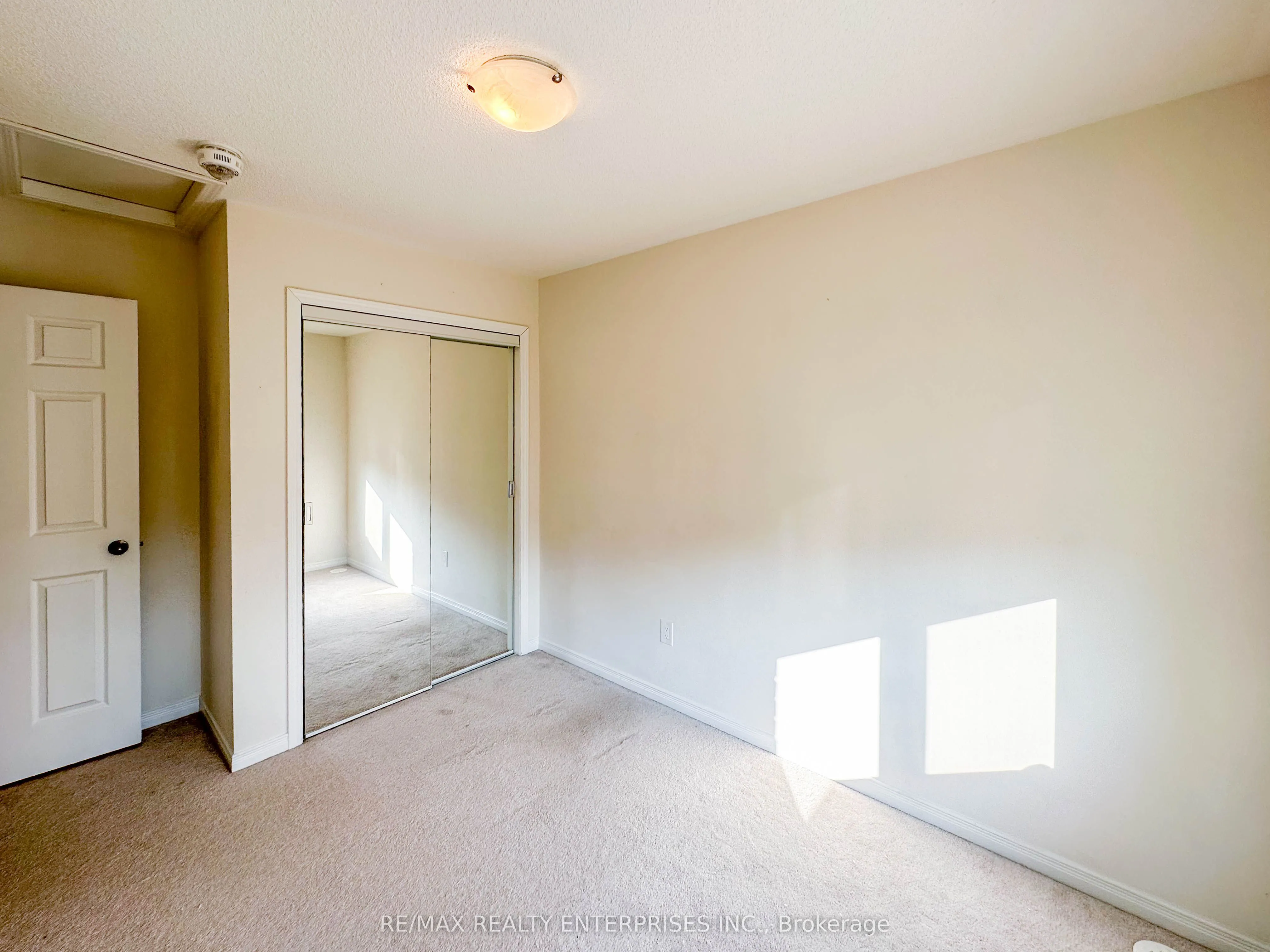 409 Ladycroft Terrace, #27