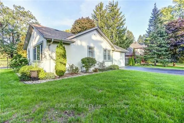 1268 Lorne Park Road