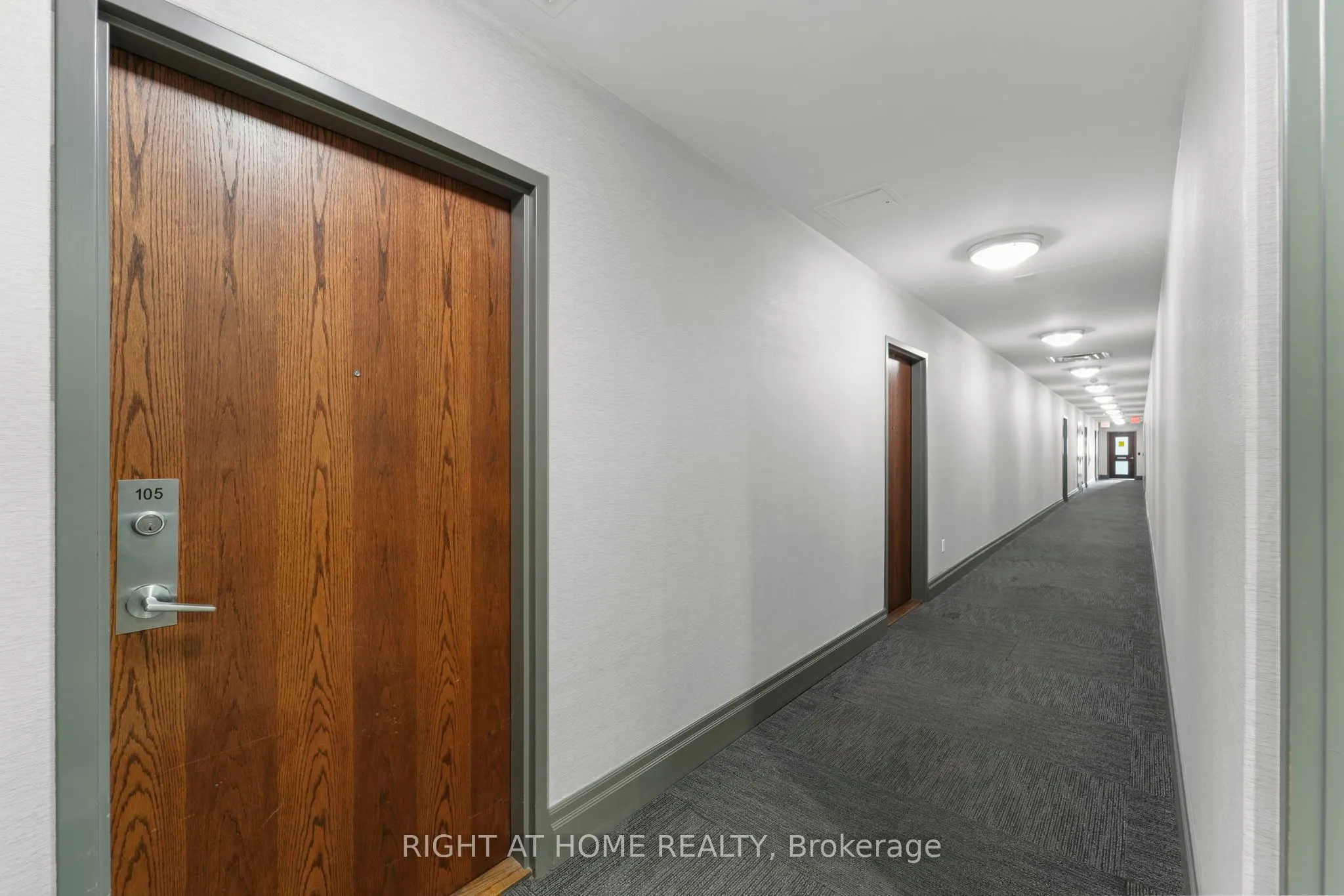 2772 Keele Street, #105