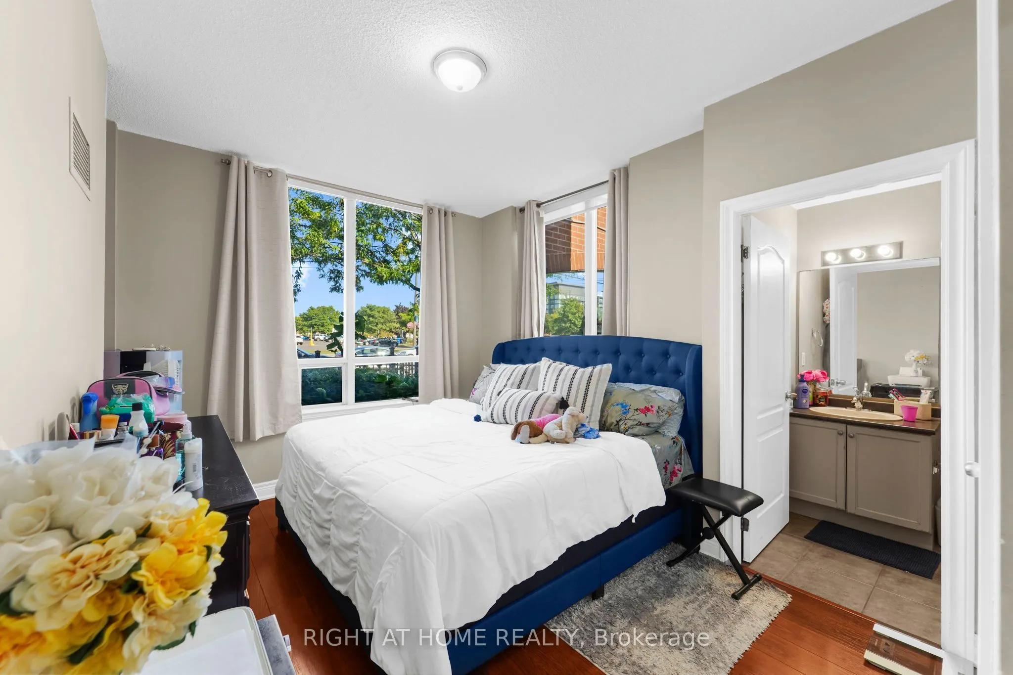 2772 Keele Street, #105