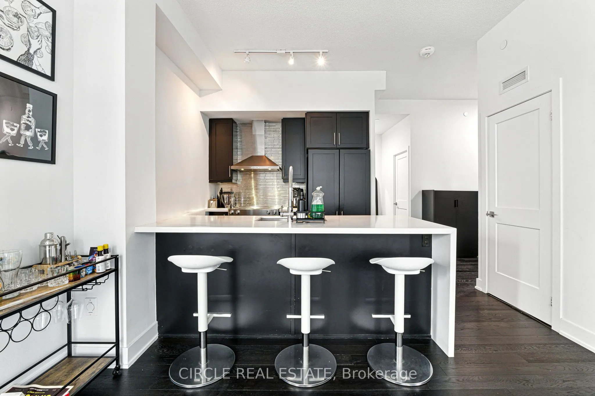 4055 Parkside Village Drive, #LPH 04