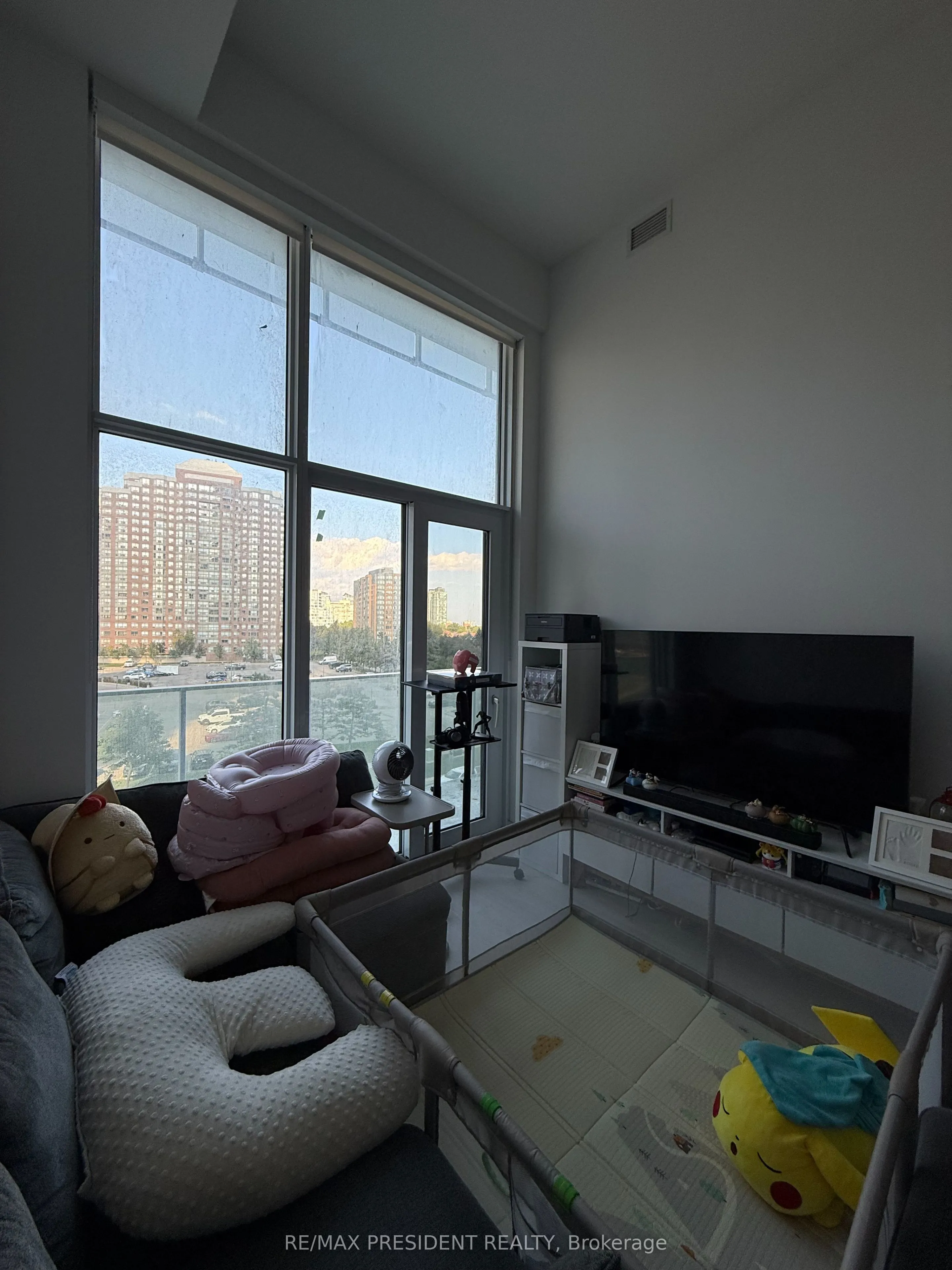 3883 Quartz Road, #402