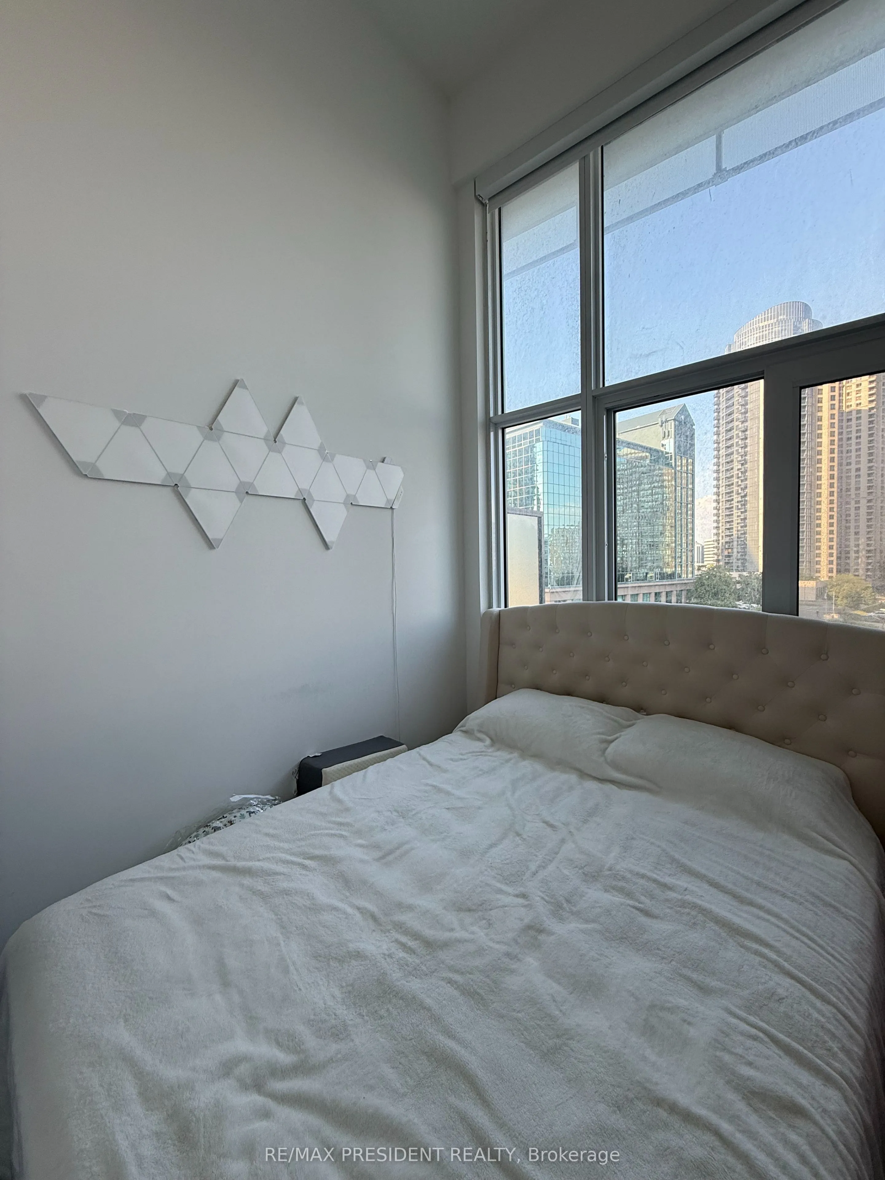 3883 Quartz Road, #402