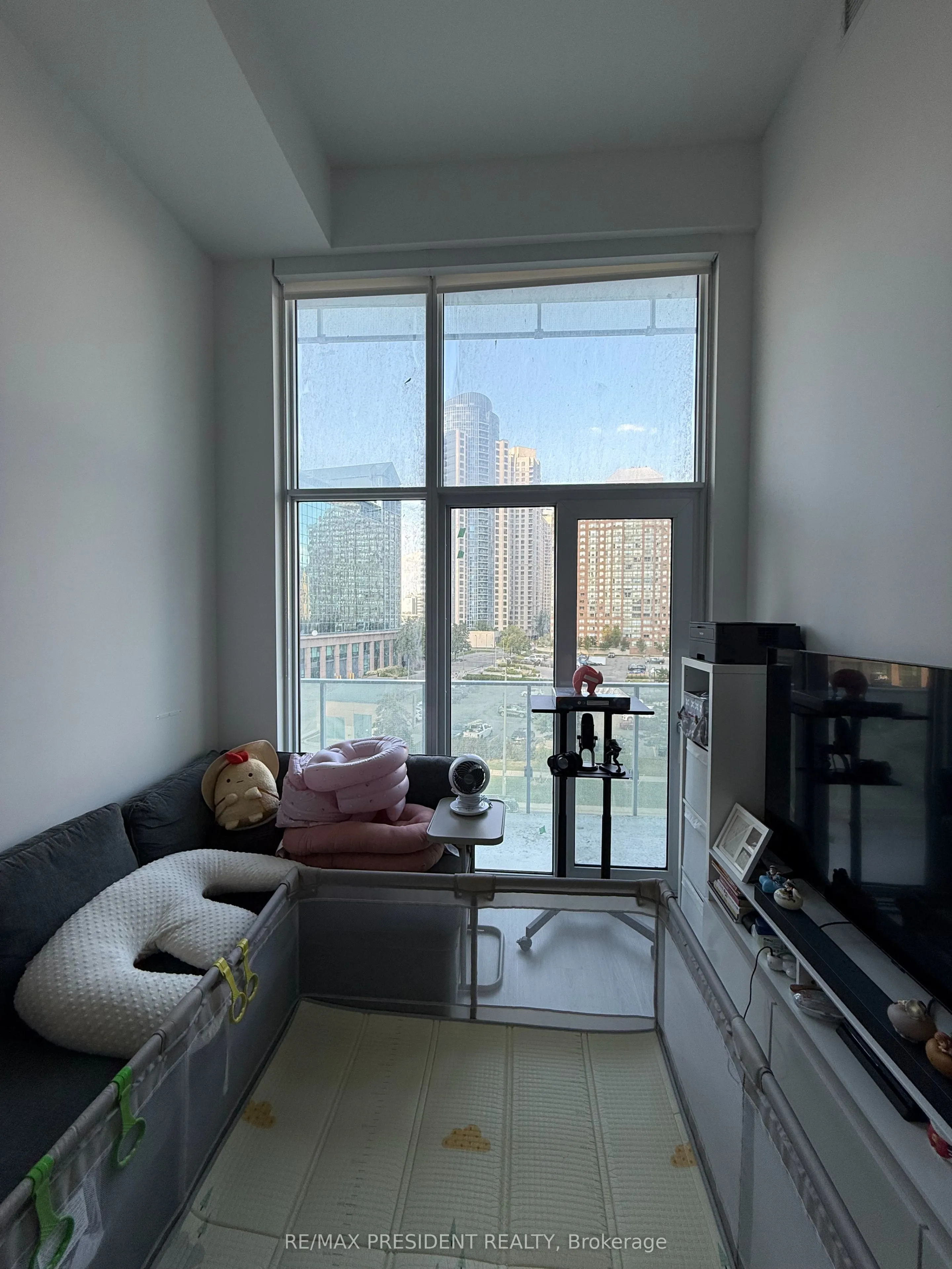 3883 Quartz Road, #402