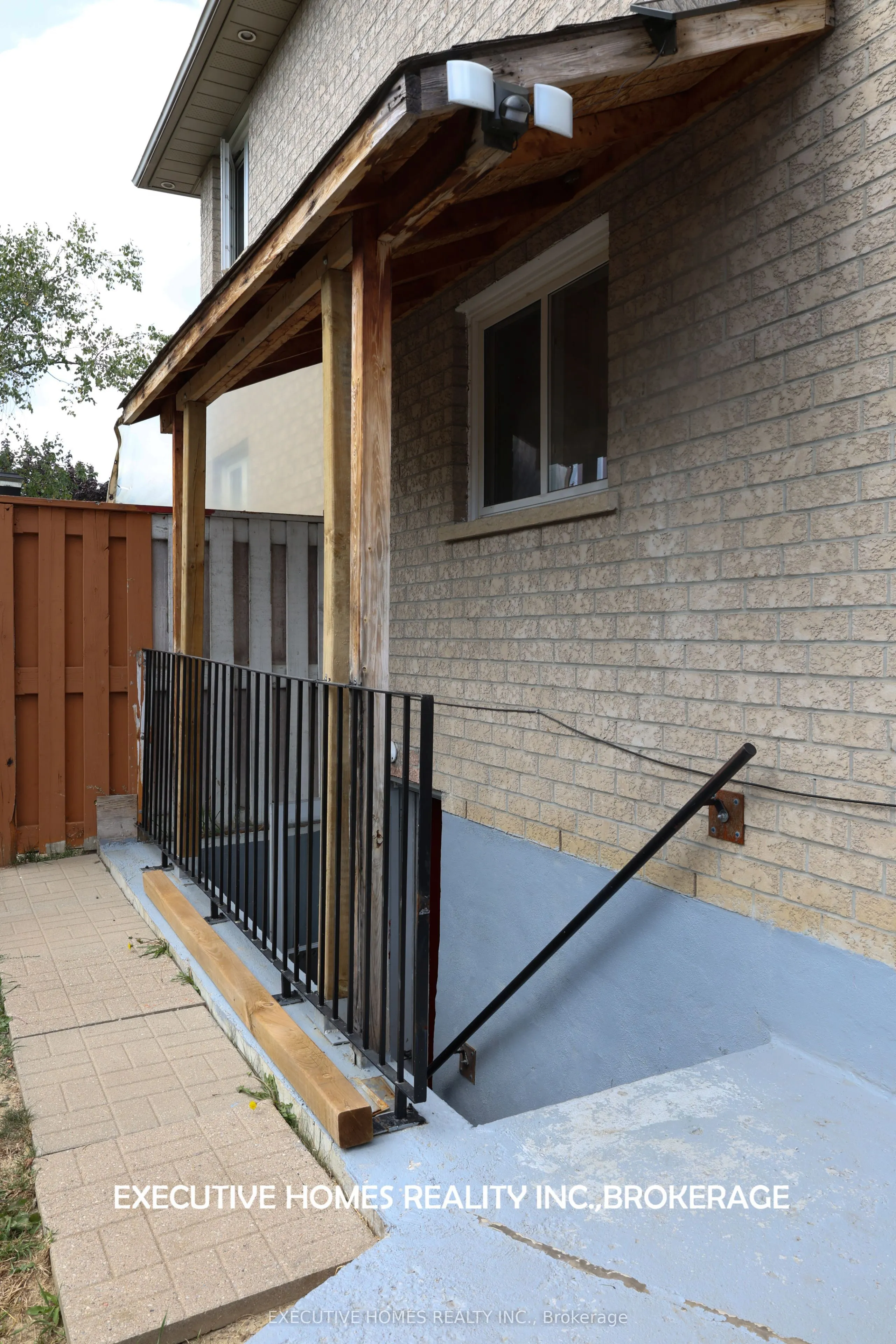202 Wildwood Trail