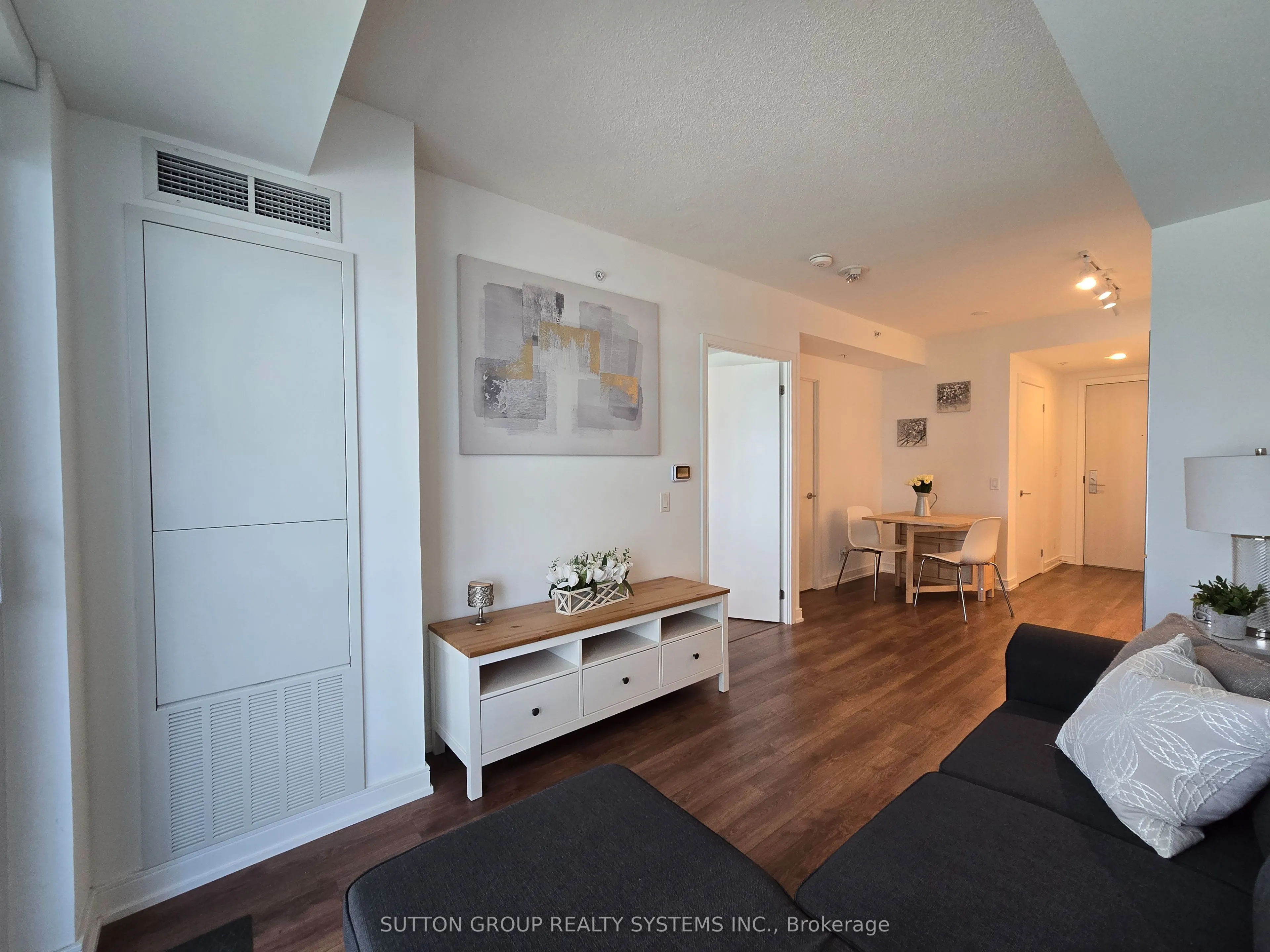 30 Samuel Wood Way, #210