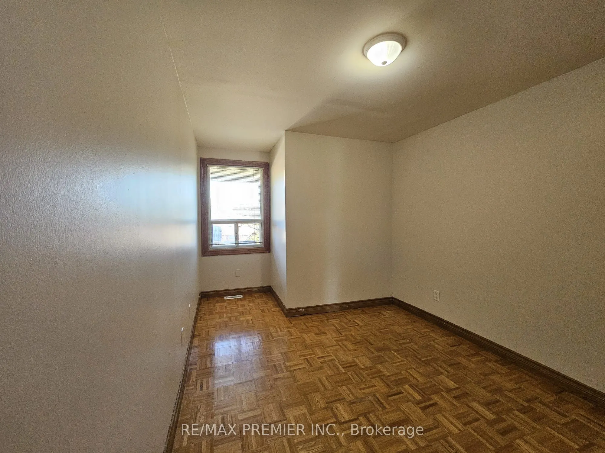 190 Calvington Drive, #Main Floor