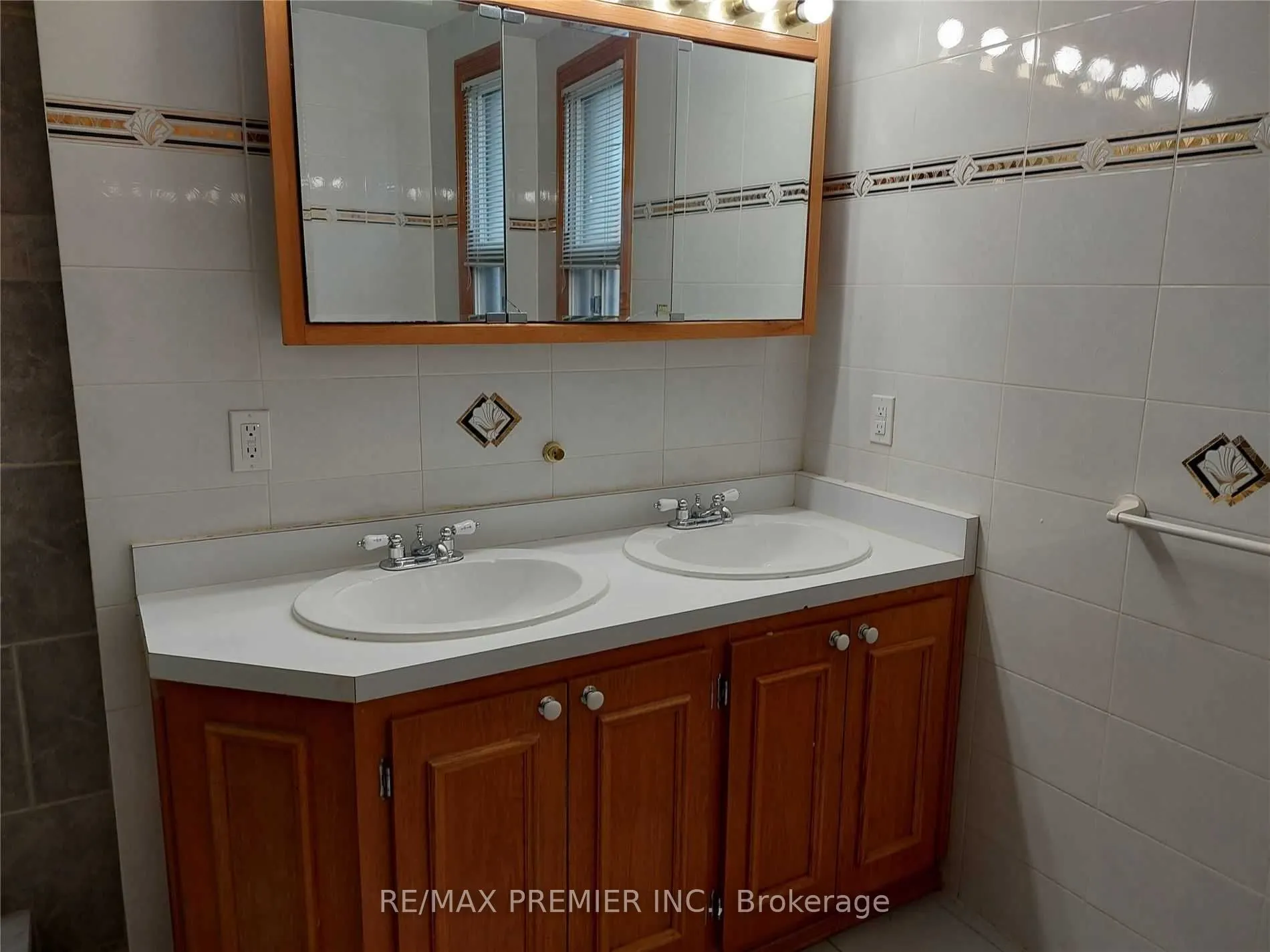 190 Calvington Drive, #Main Floor