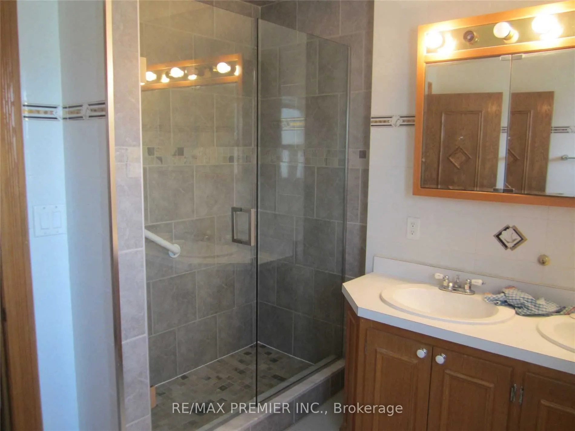 190 Calvington Drive, #Main Floor