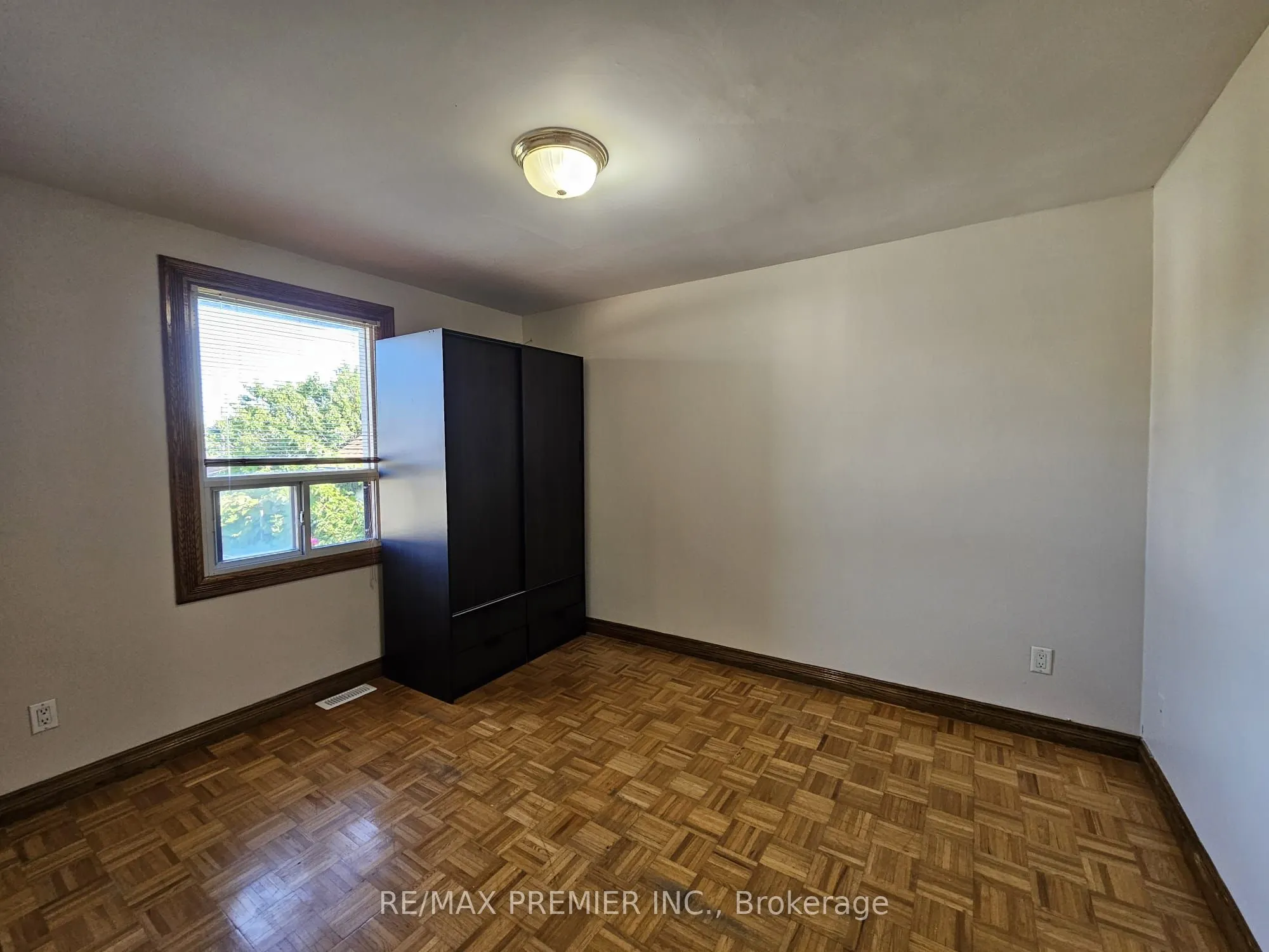 190 Calvington Drive, #Main Floor