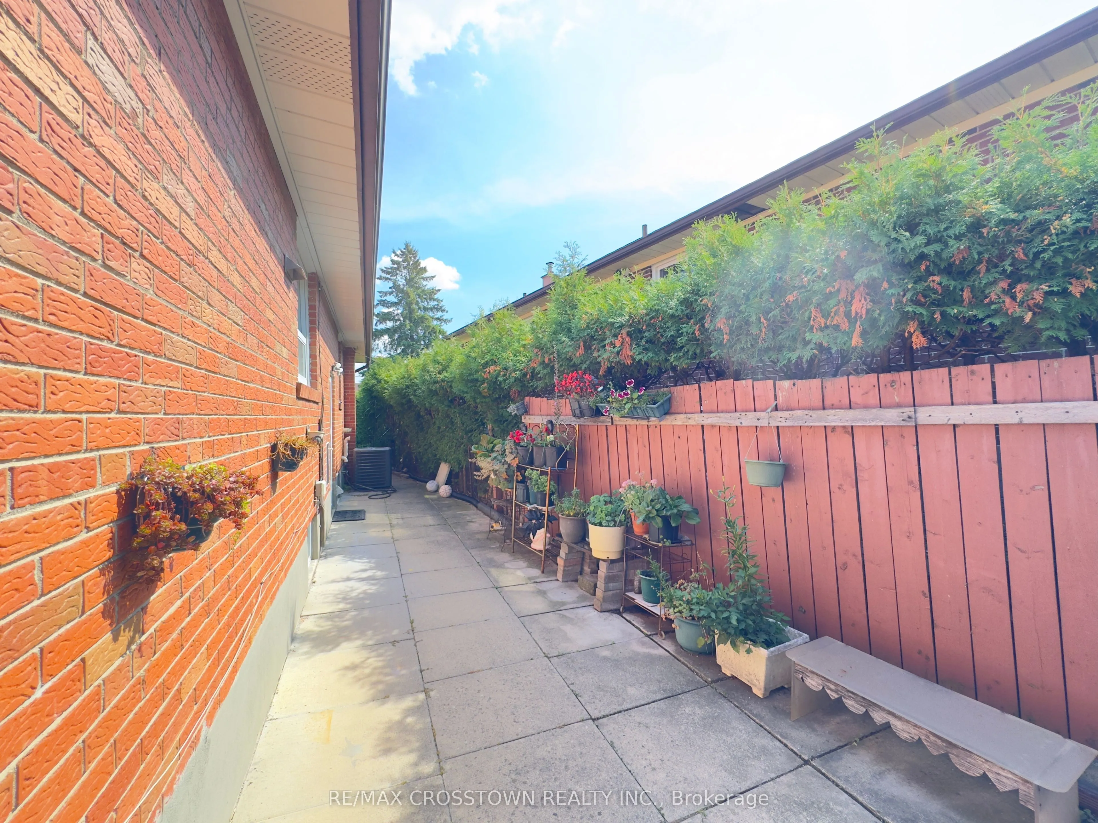 4 Fondy Court