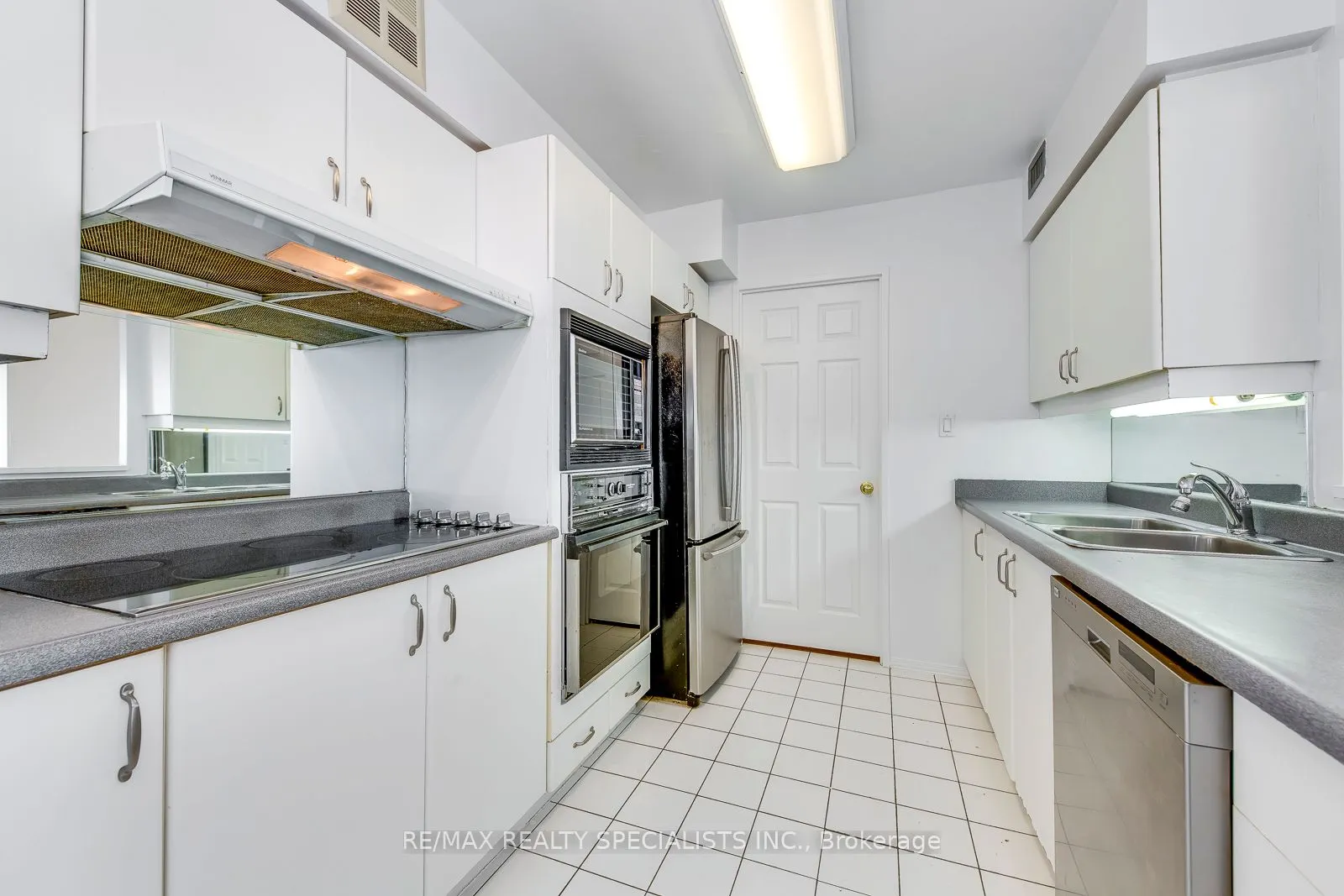 3605 Kariya Drive, #1911