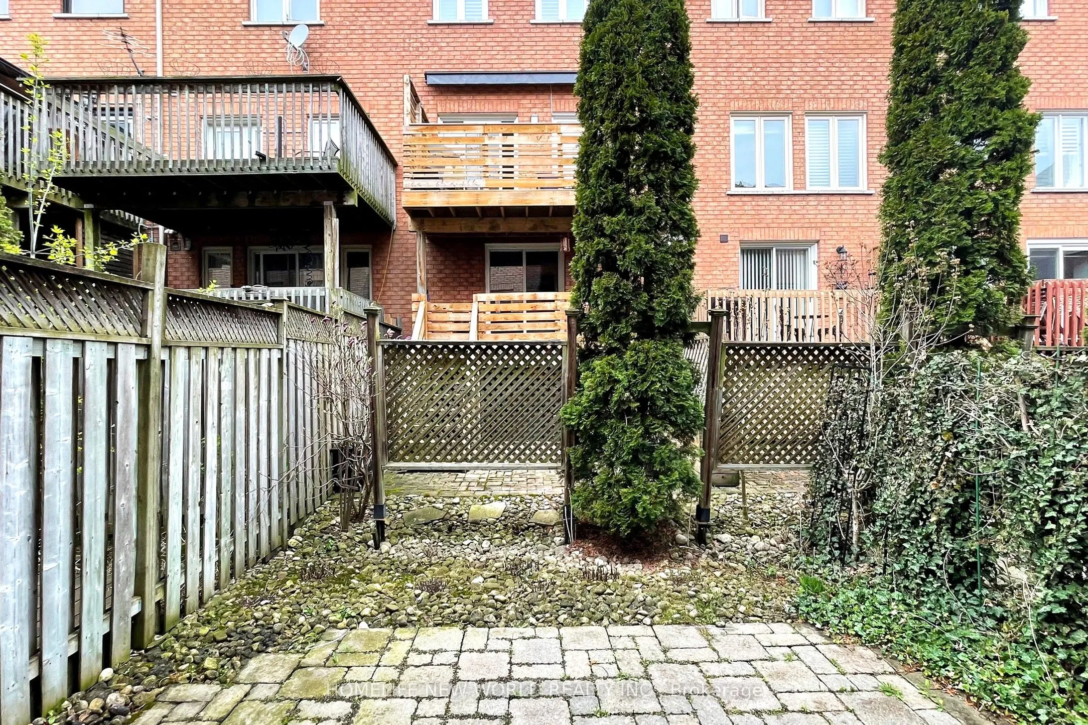 50 Bluewater Court