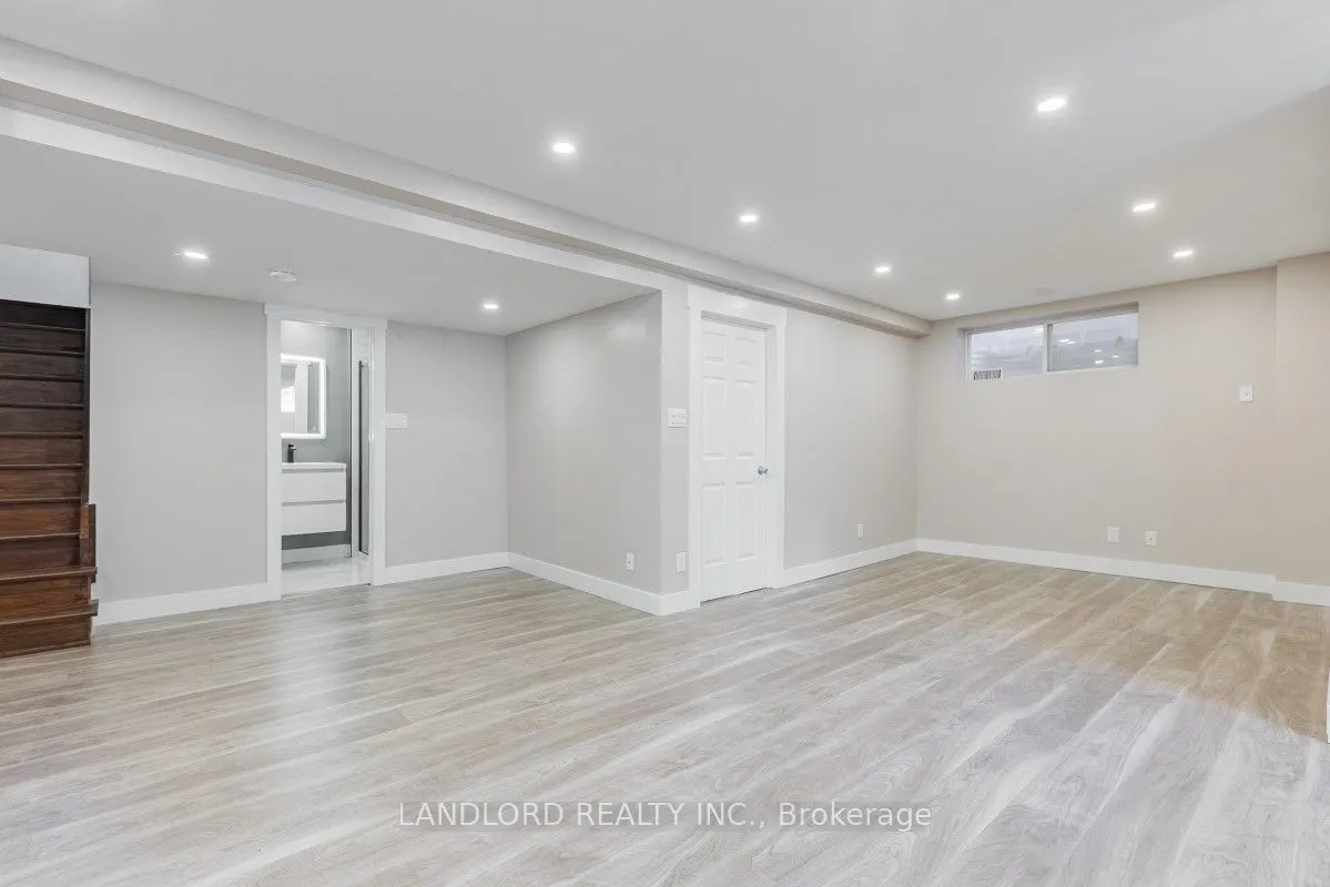 5943 Brookhaven Way