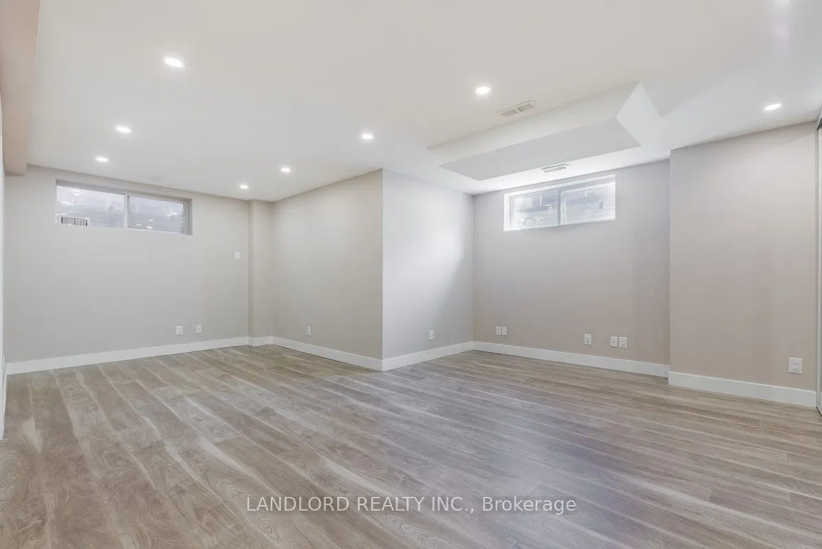 5943 Brookhaven Way