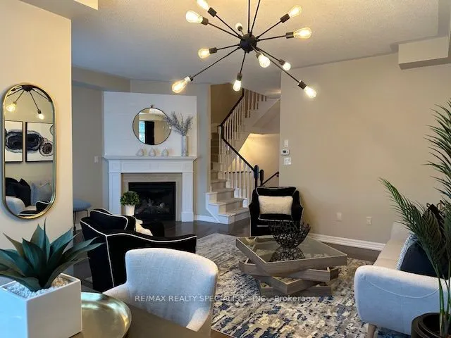 169 Compass Way E, #13