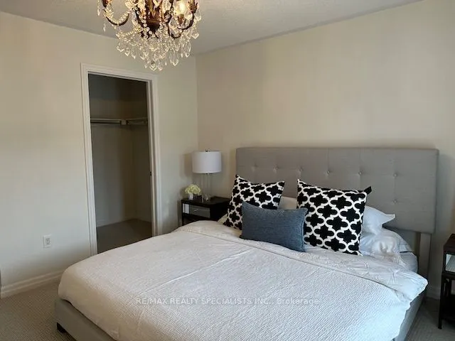 169 Compass Way E, #13