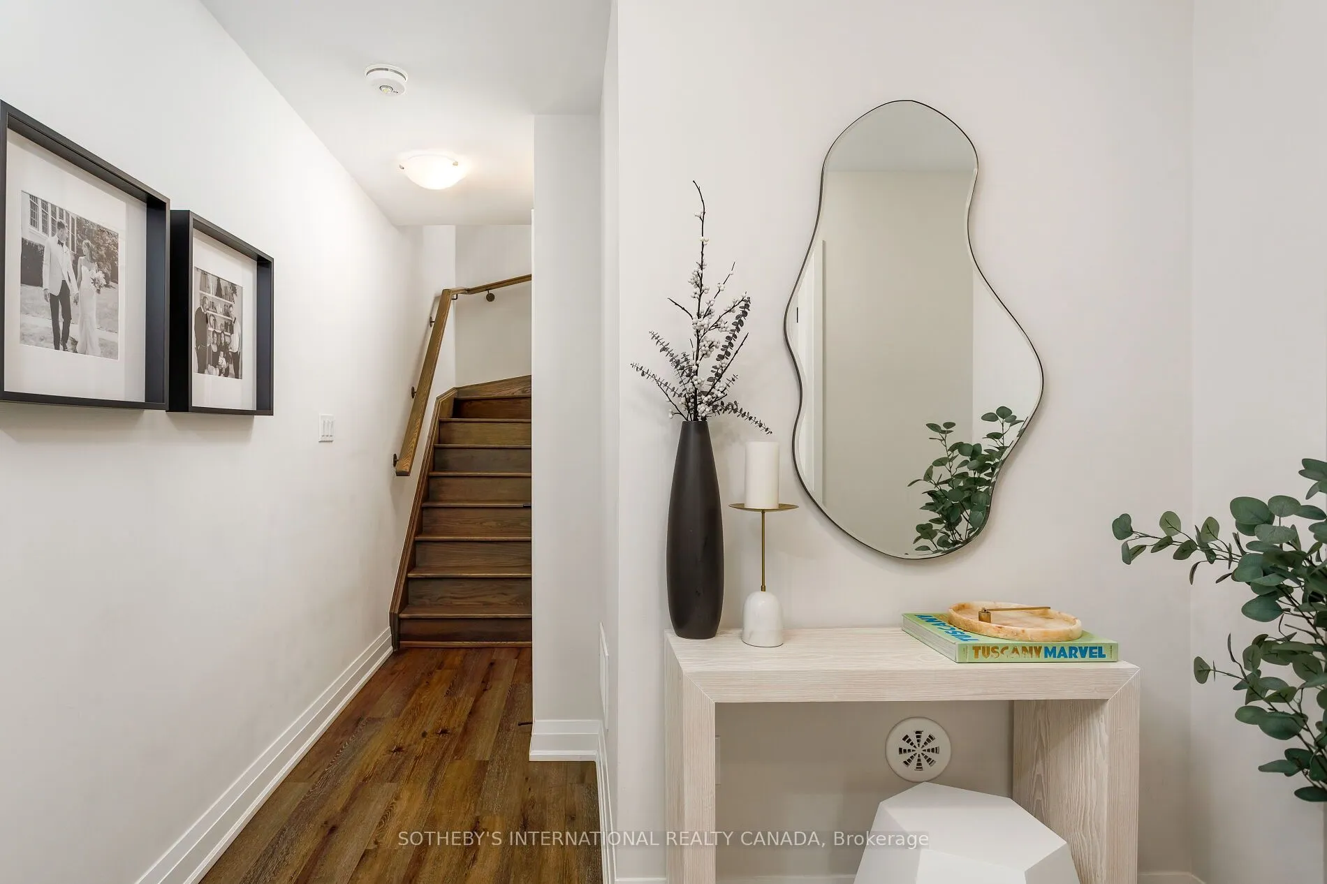 2544 Littlefield Crescent
