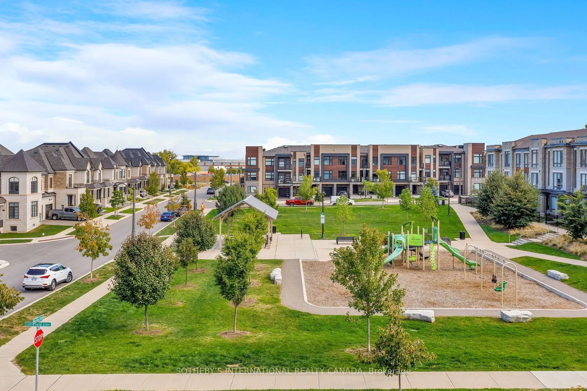 2544 Littlefield Crescent