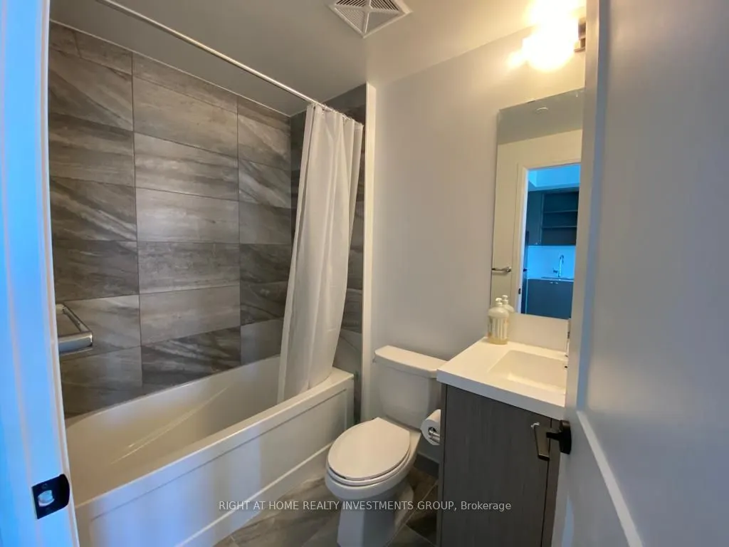 60 George Butchart Drive, #506