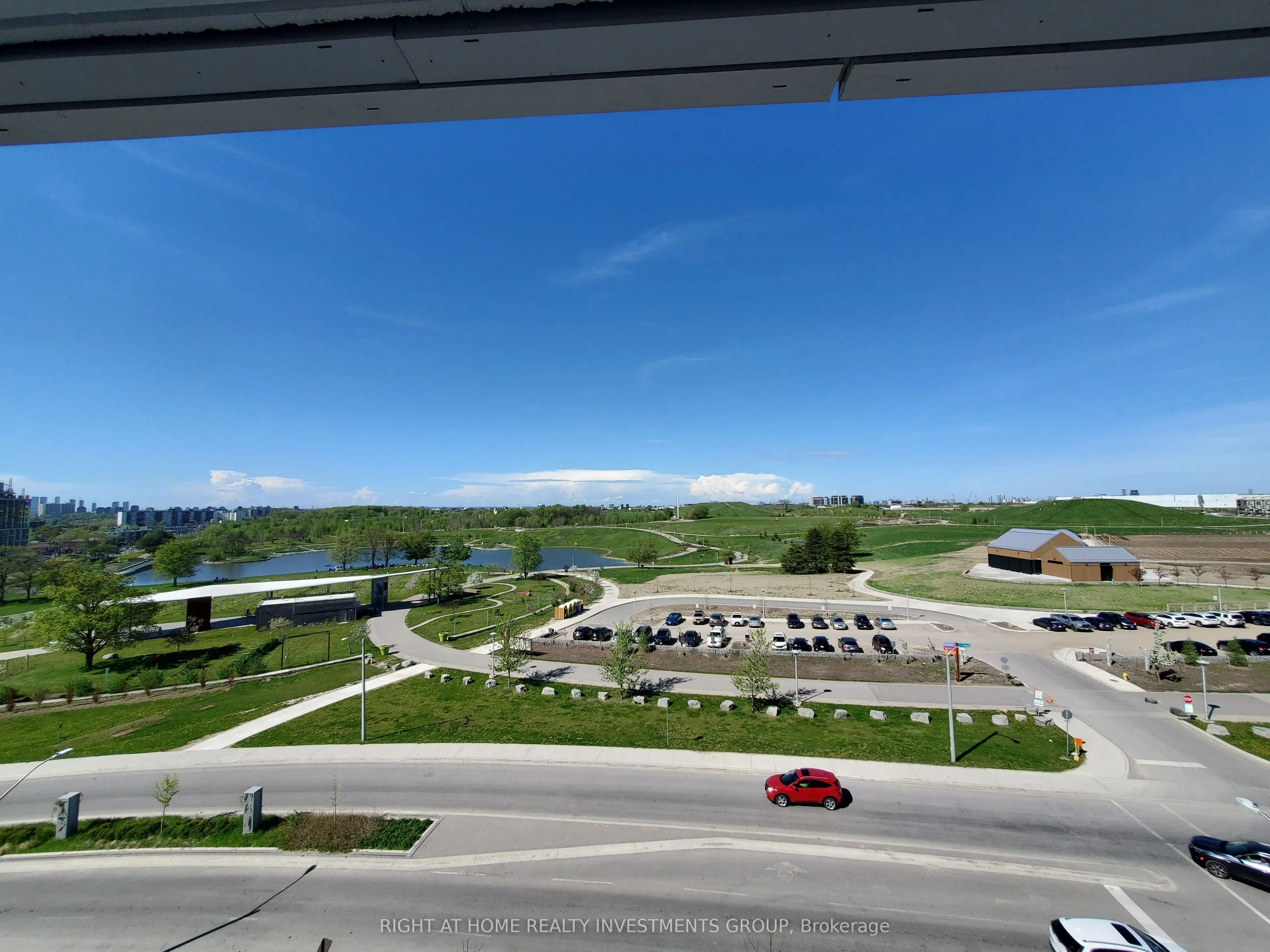 60 George Butchart Drive, #506