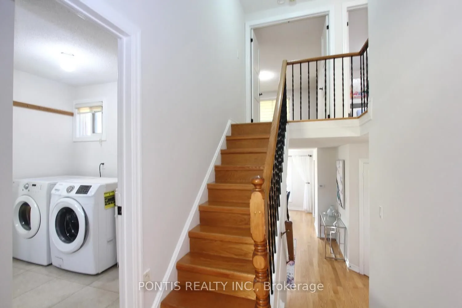 72 SHELDRAKE Court