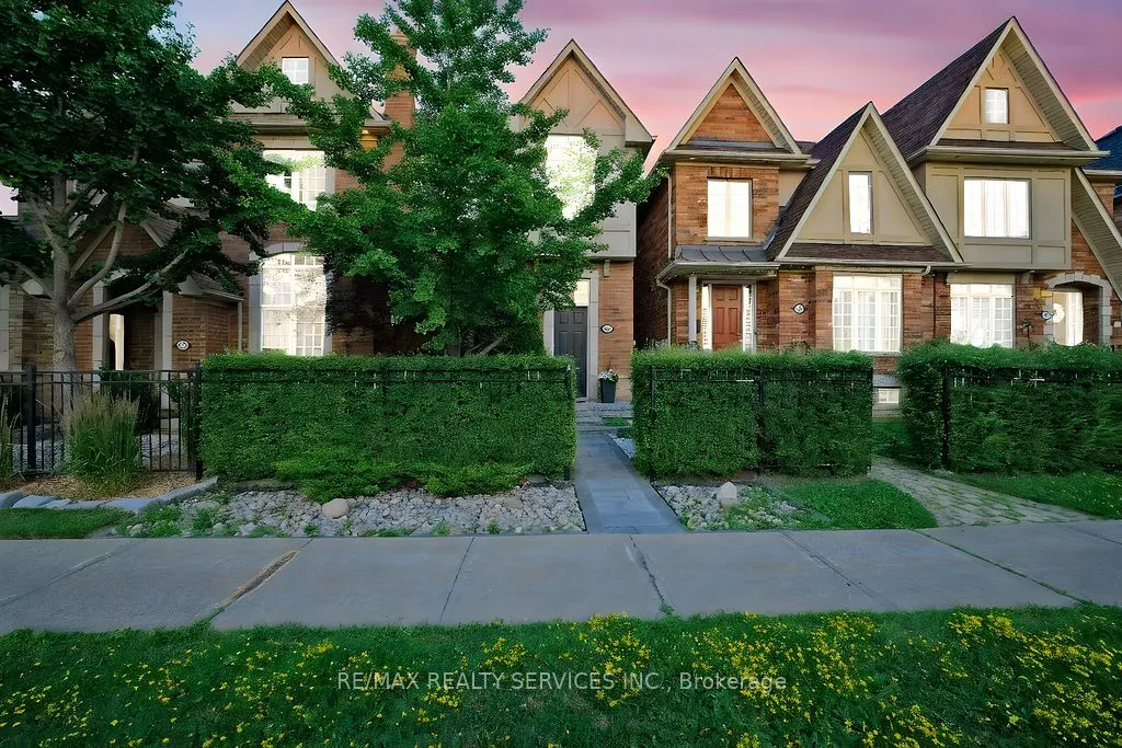3540 Eglinton Avenue W