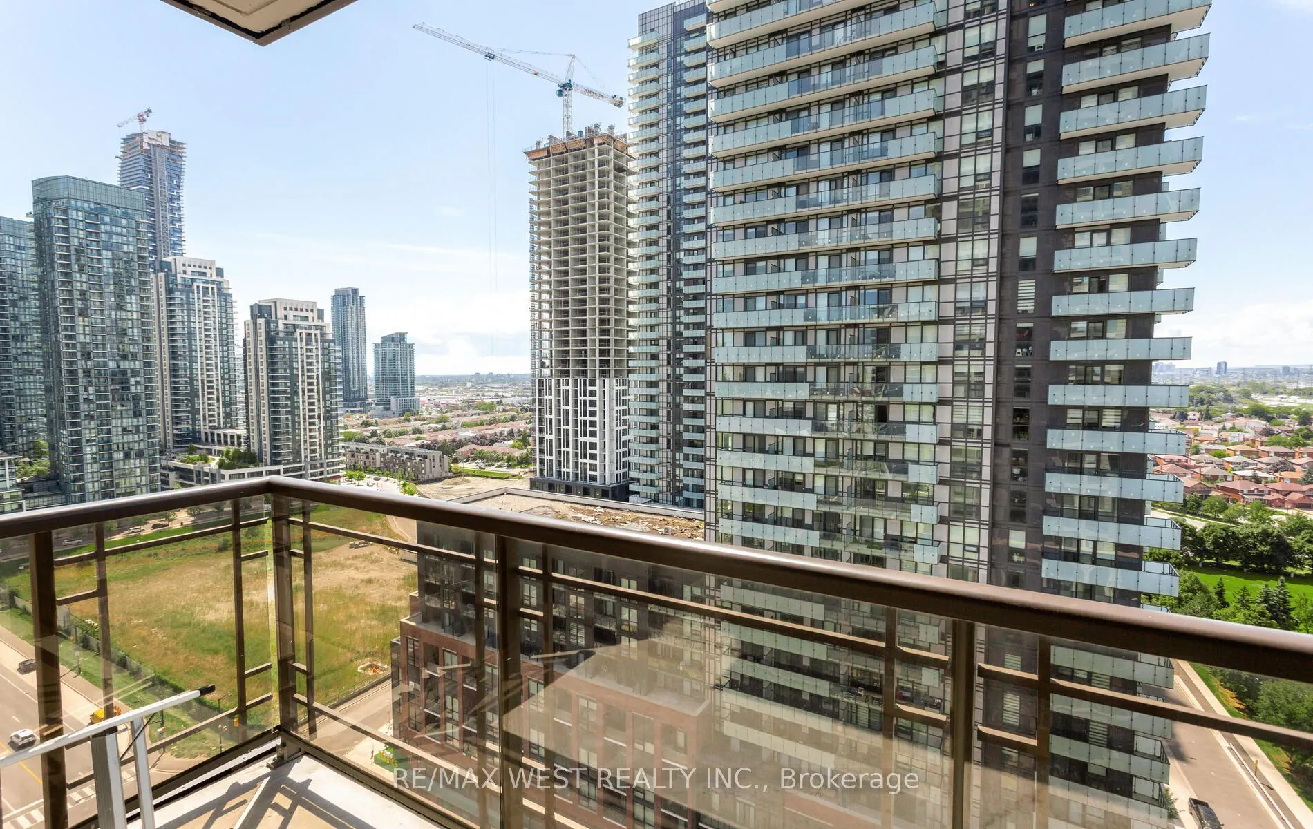 385 Prince Of Wales Drive, #1709