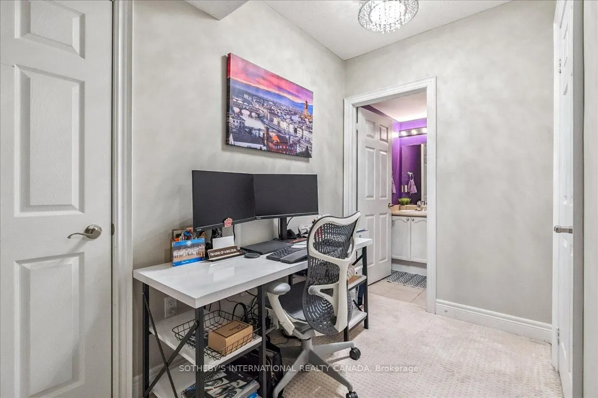 3362 Eglinton Avenue W